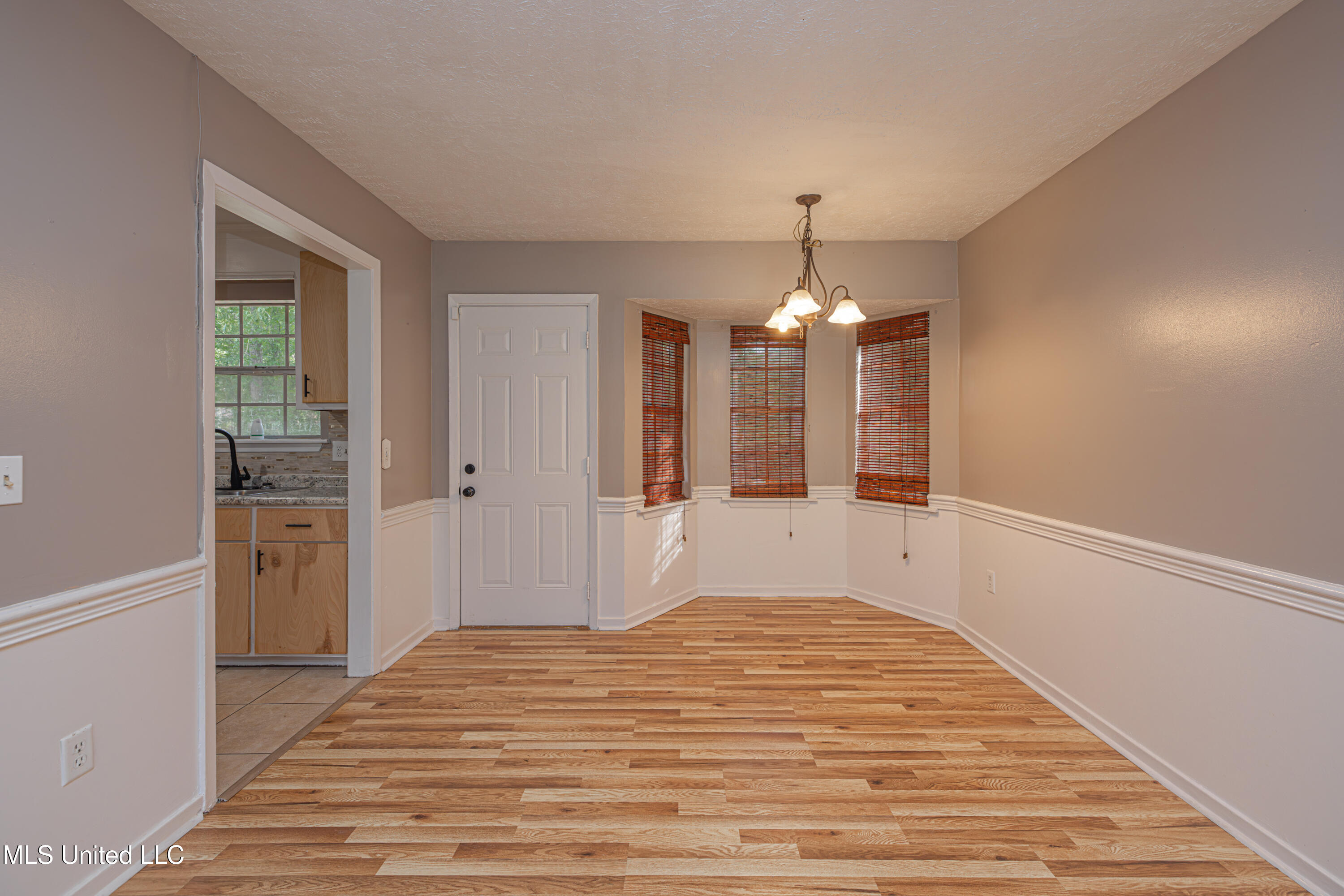 965 N Valley Falls Road, Jackson, Mississippi image 11