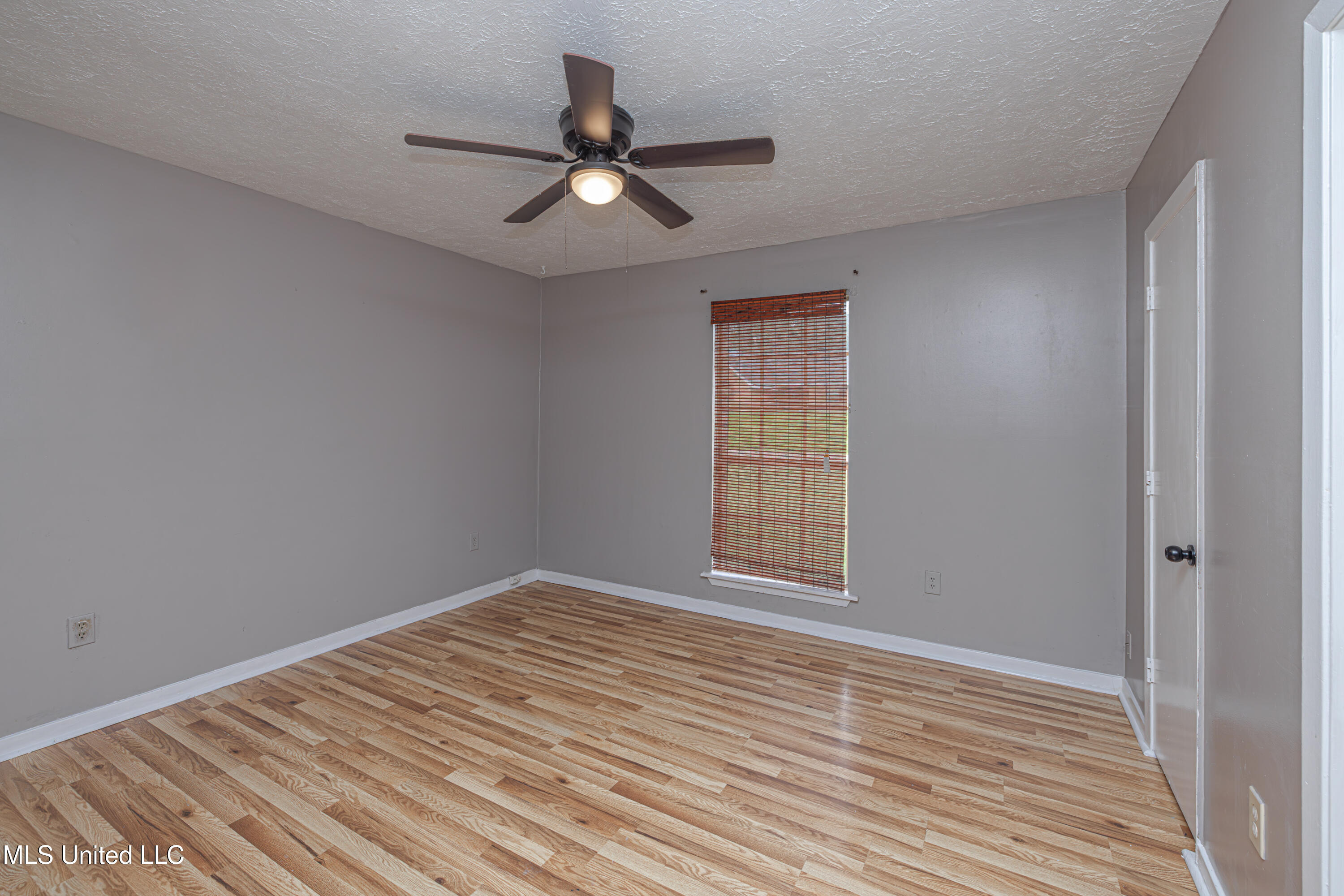 965 N Valley Falls Road, Jackson, Mississippi image 25