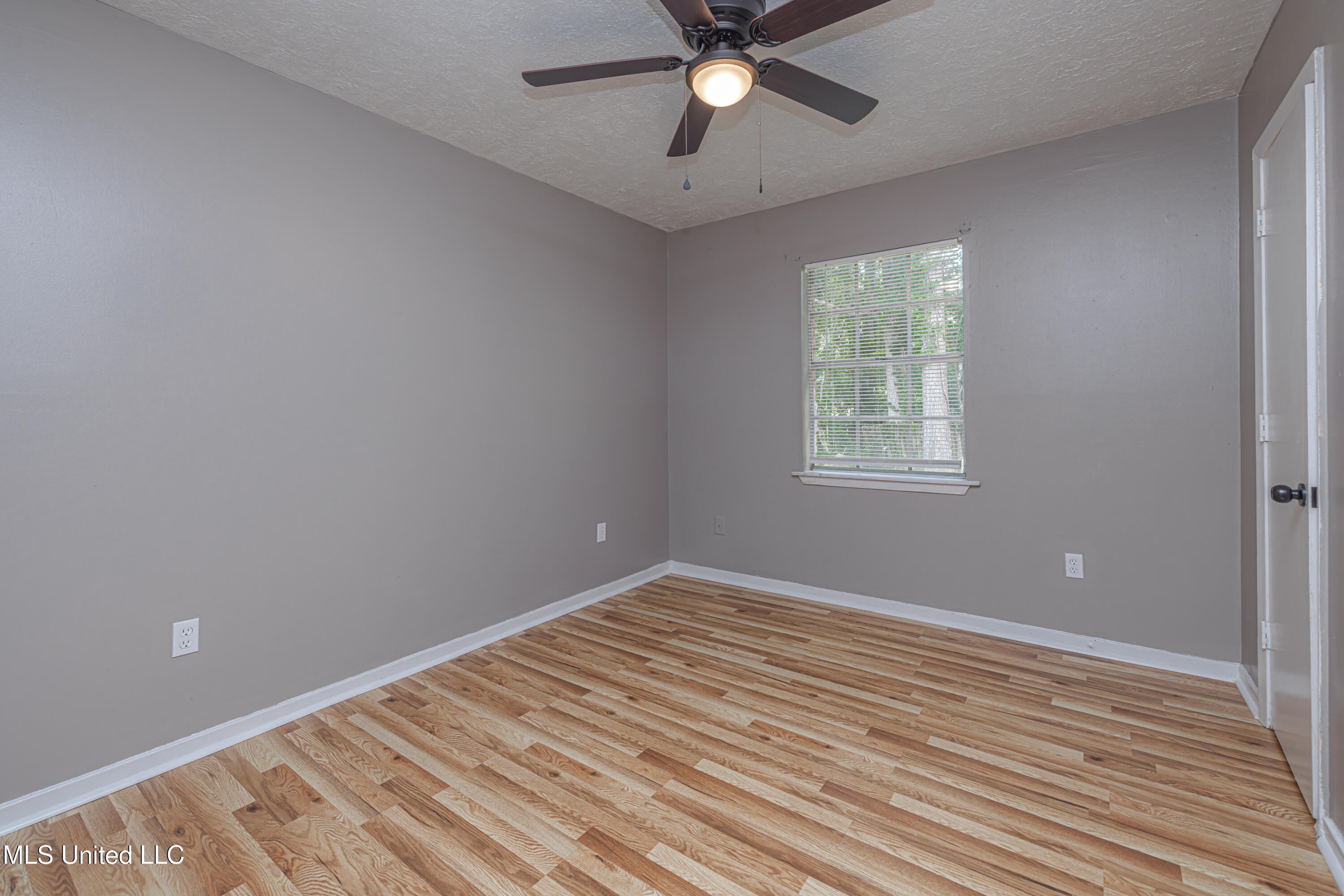 965 N Valley Falls Road, Jackson, Mississippi image 18