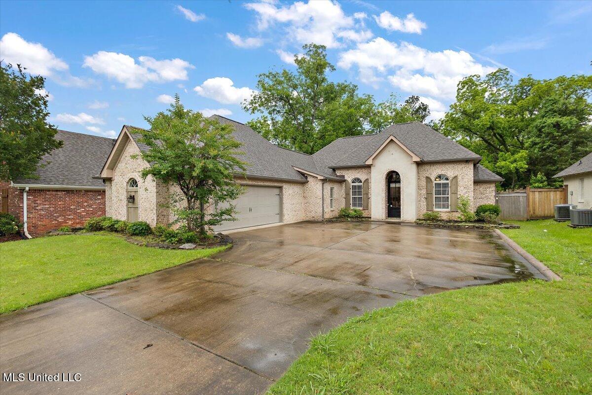 210 Penny Lane, Brandon, Mississippi image 1
