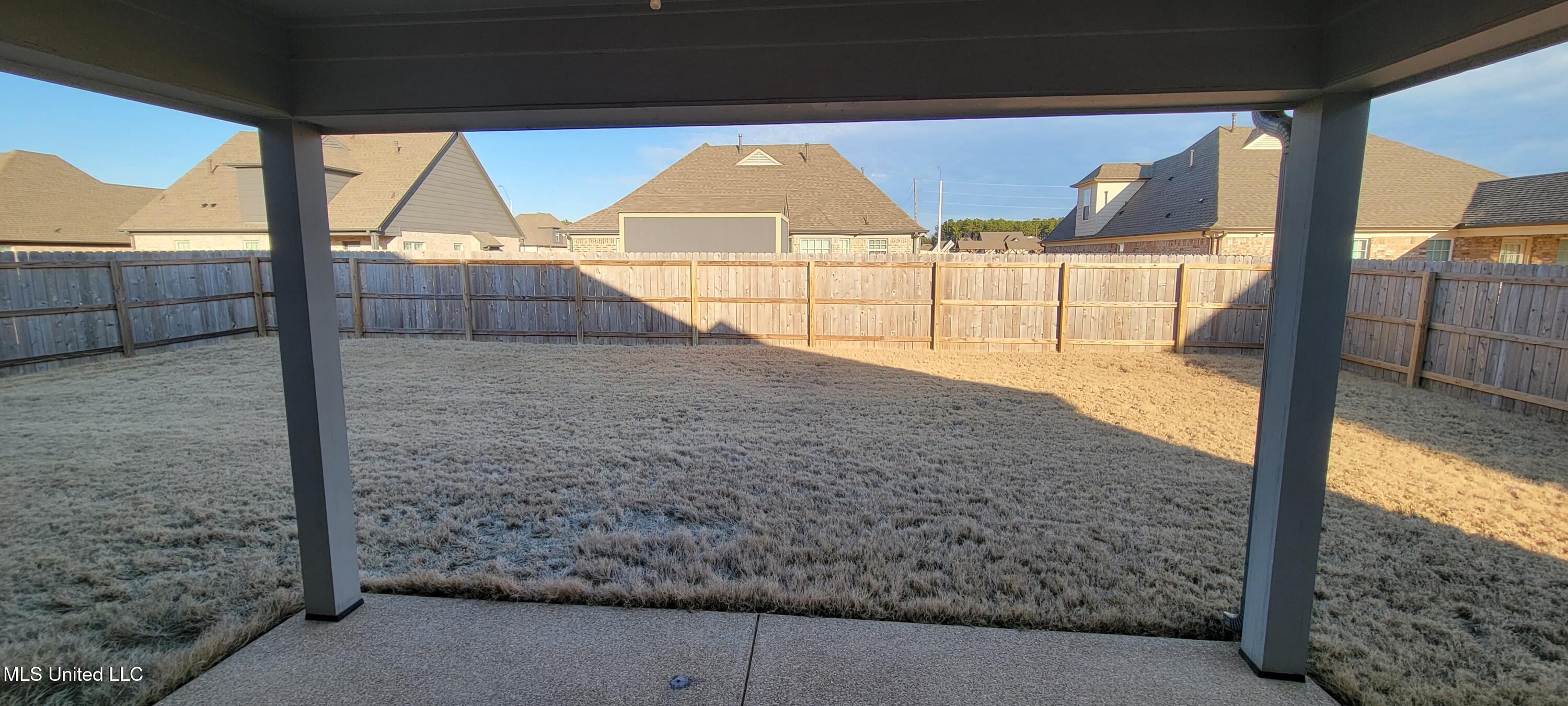 8628 Lois Lane Ln, Southaven, Mississippi image 18