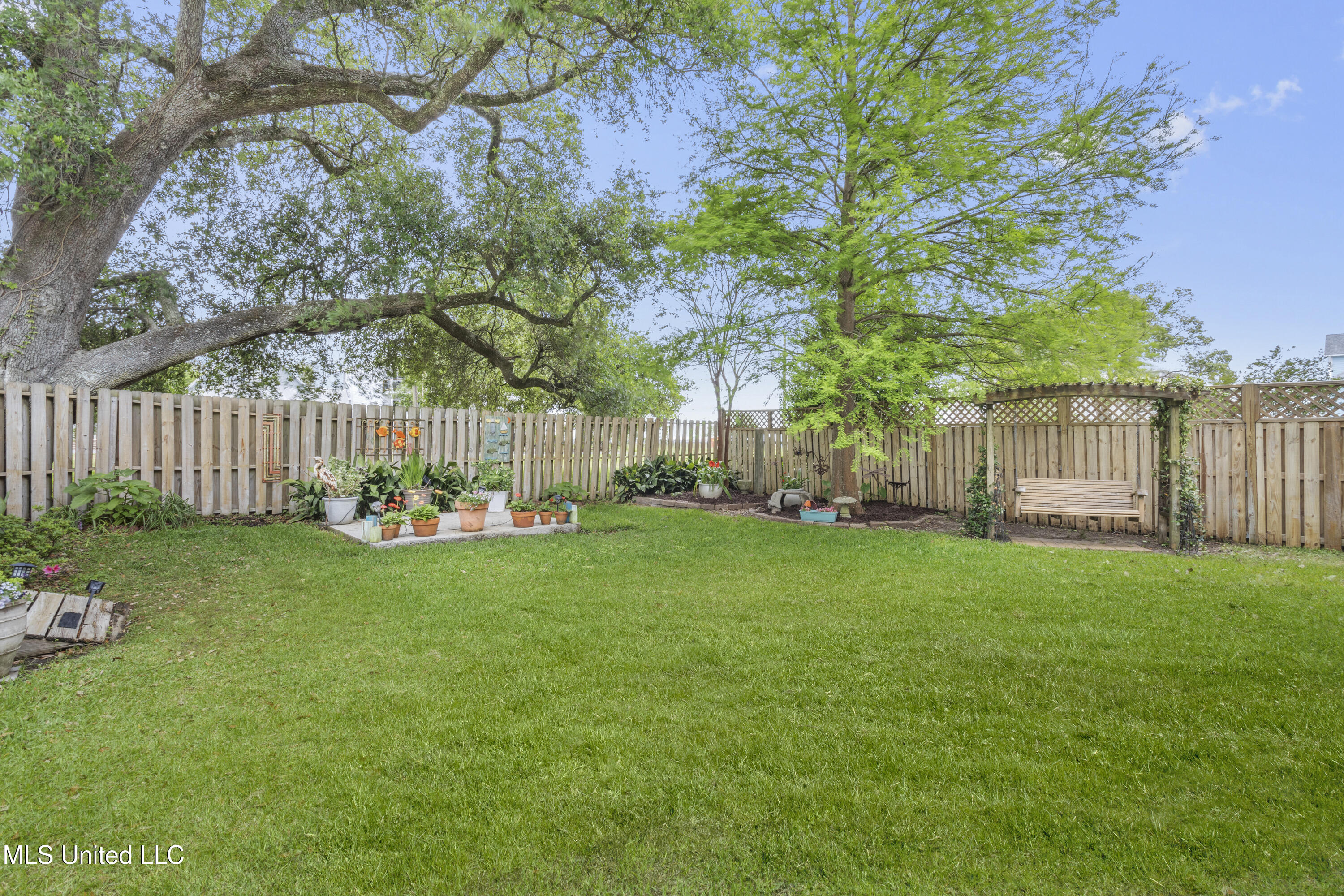 130 Acacia Avenue, Biloxi, Mississippi image 45