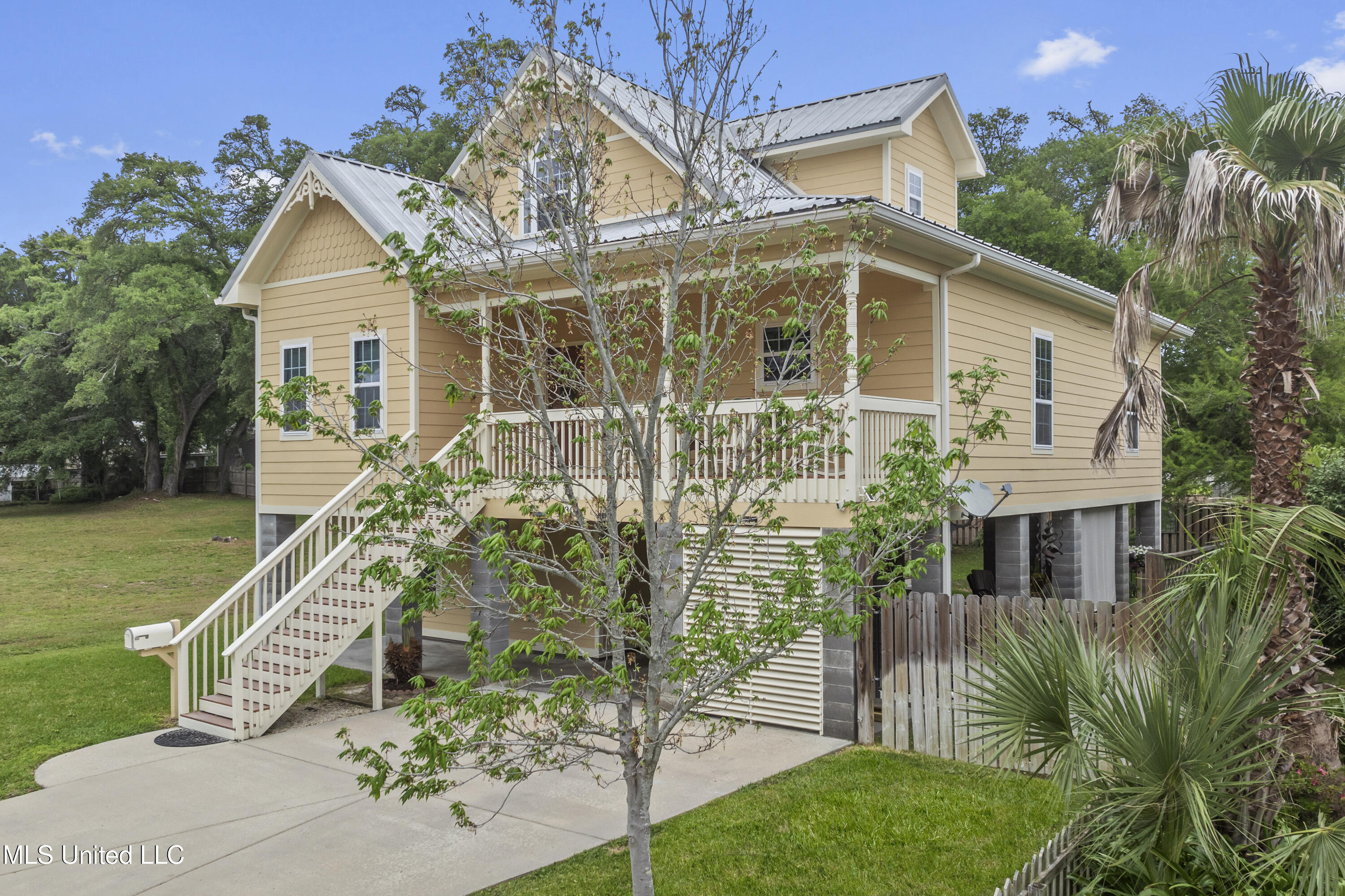 130 Acacia Avenue, Biloxi, Mississippi image 4
