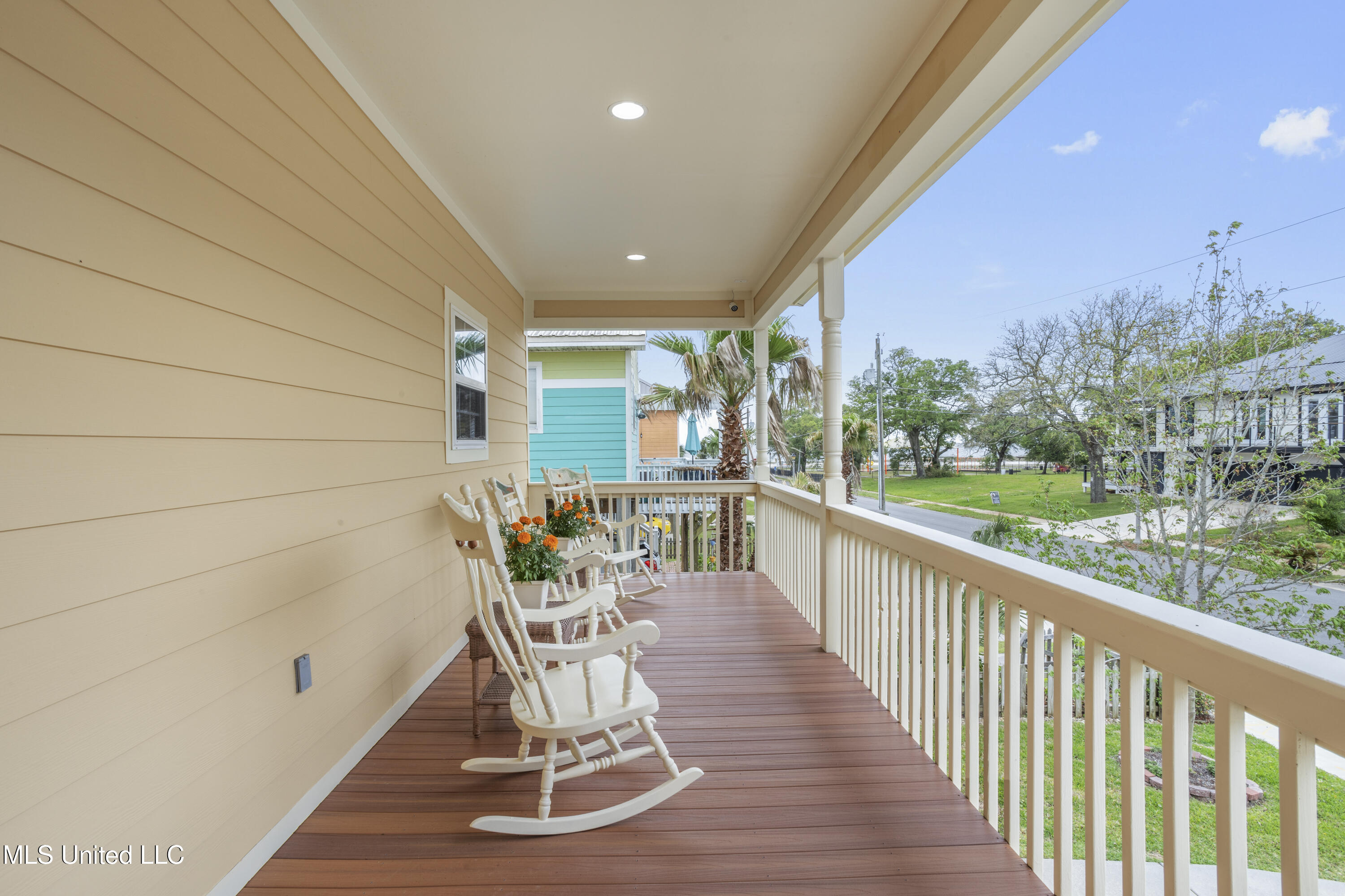 130 Acacia Avenue, Biloxi, Mississippi image 6