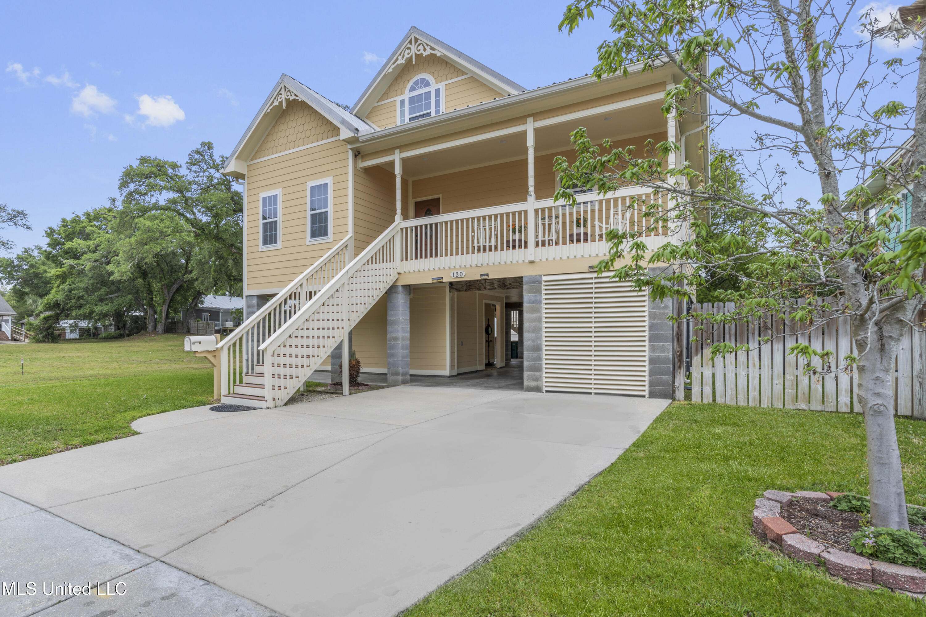 130 Acacia Avenue, Biloxi, Mississippi image 1