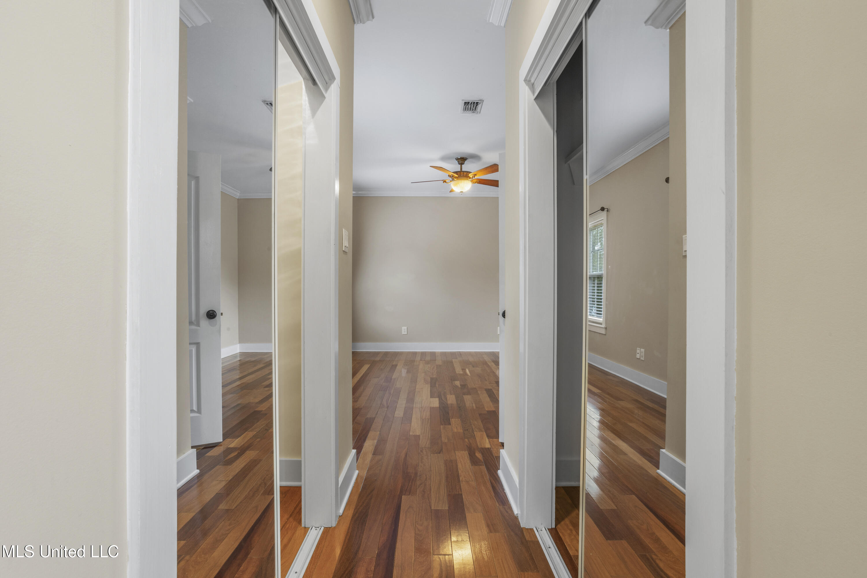 130 Acacia Avenue, Biloxi, Mississippi image 29