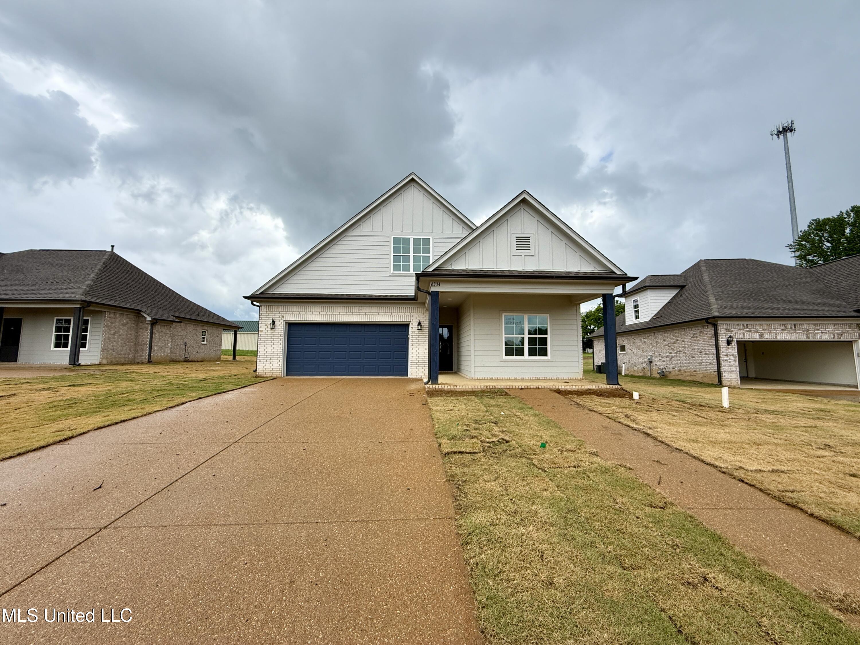 6334 Acorn Way, Walls, Mississippi image 2