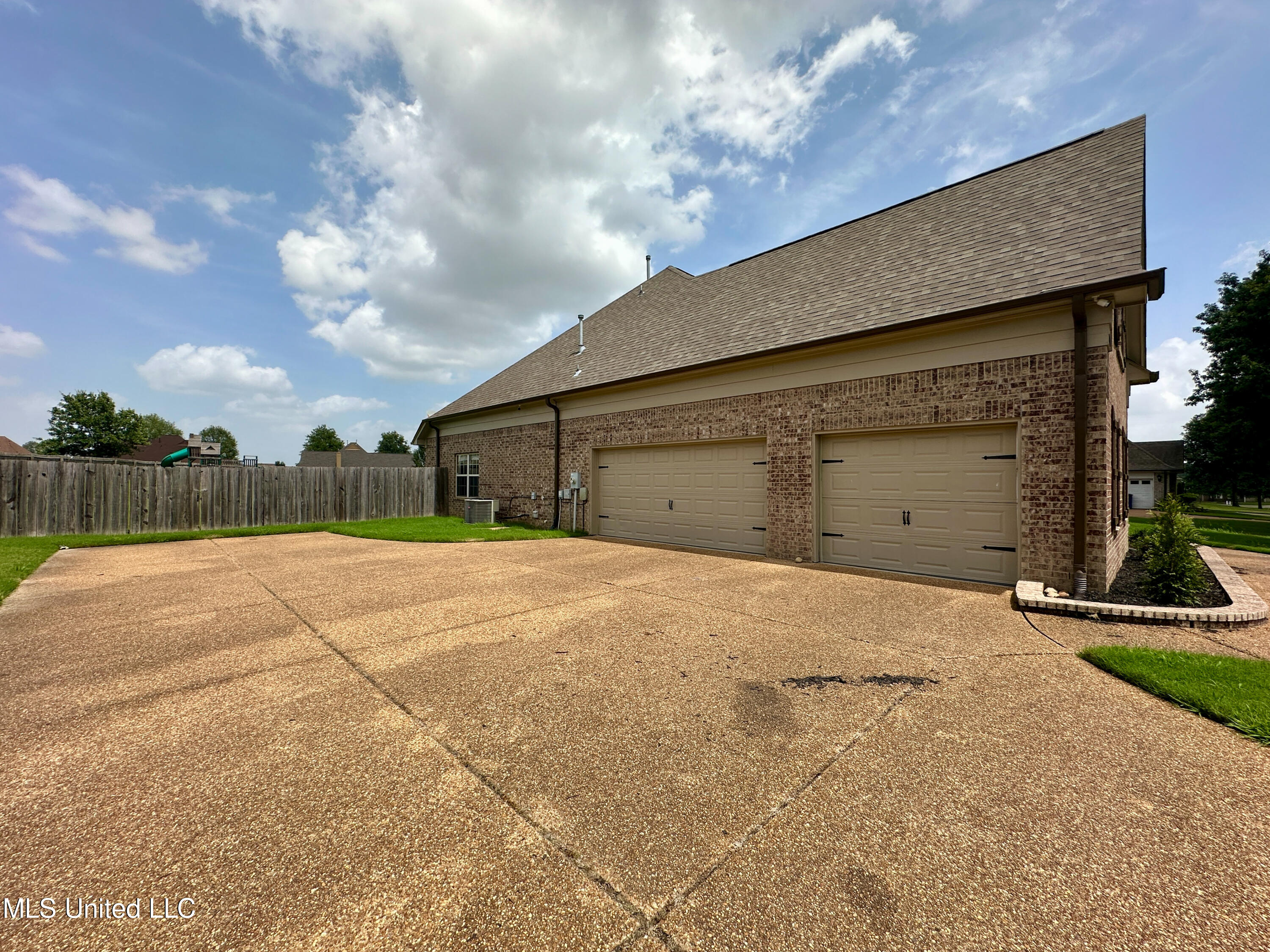 7456 Wallingford Drive, Olive Branch, Mississippi image 28