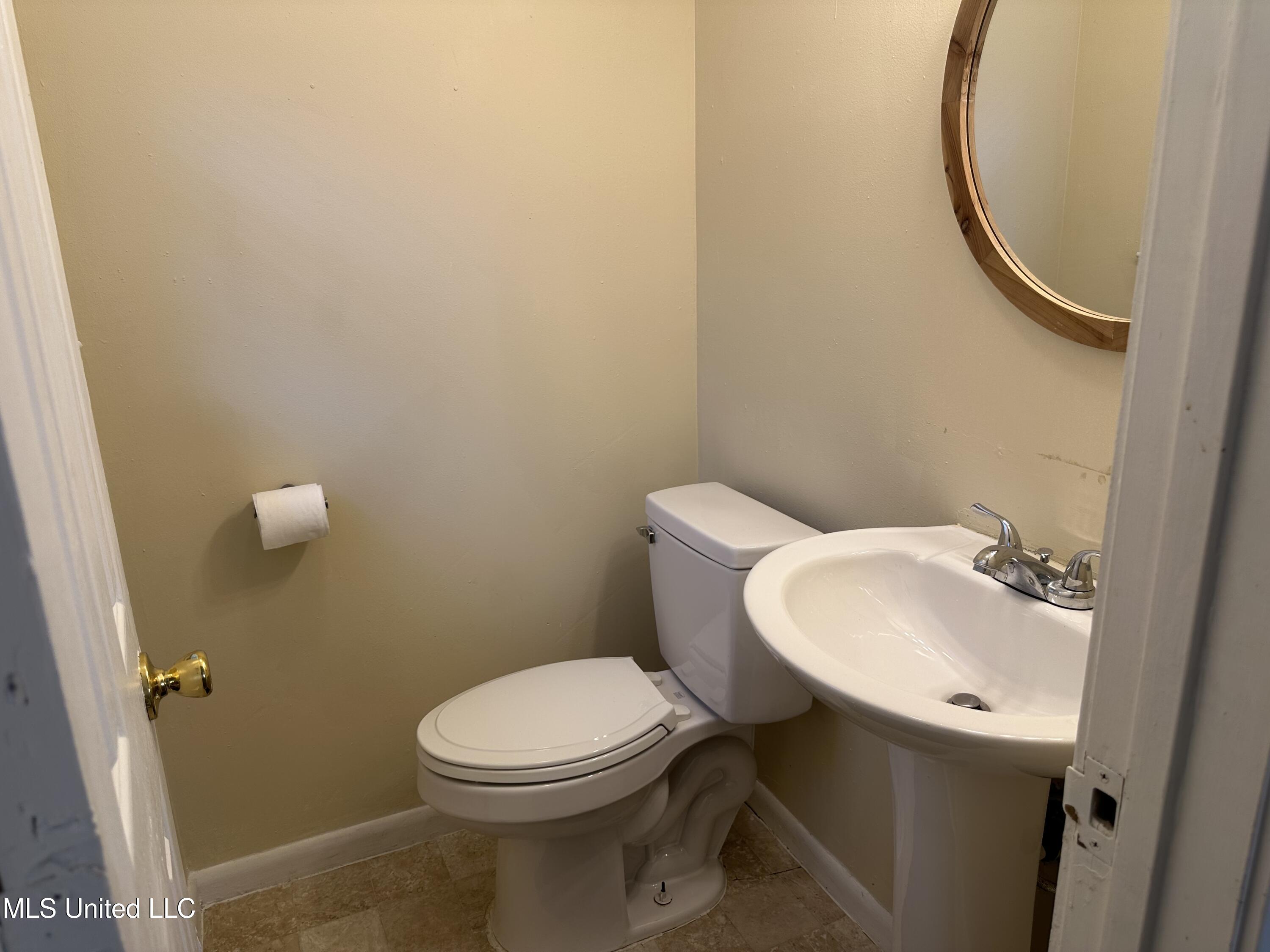 11086 E Taylor Road, Gulfport, Mississippi image 15