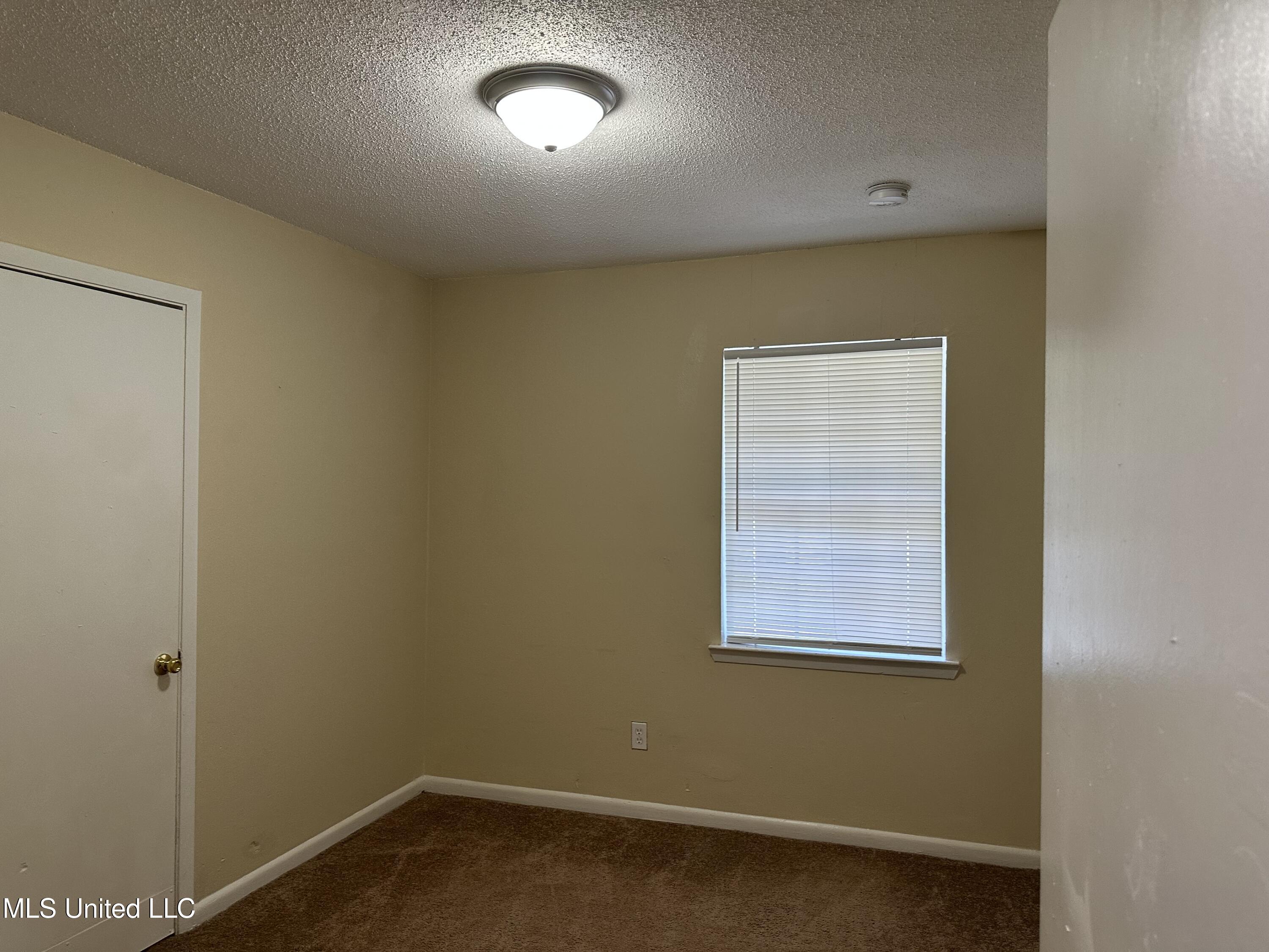 11086 E Taylor Road, Gulfport, Mississippi image 11