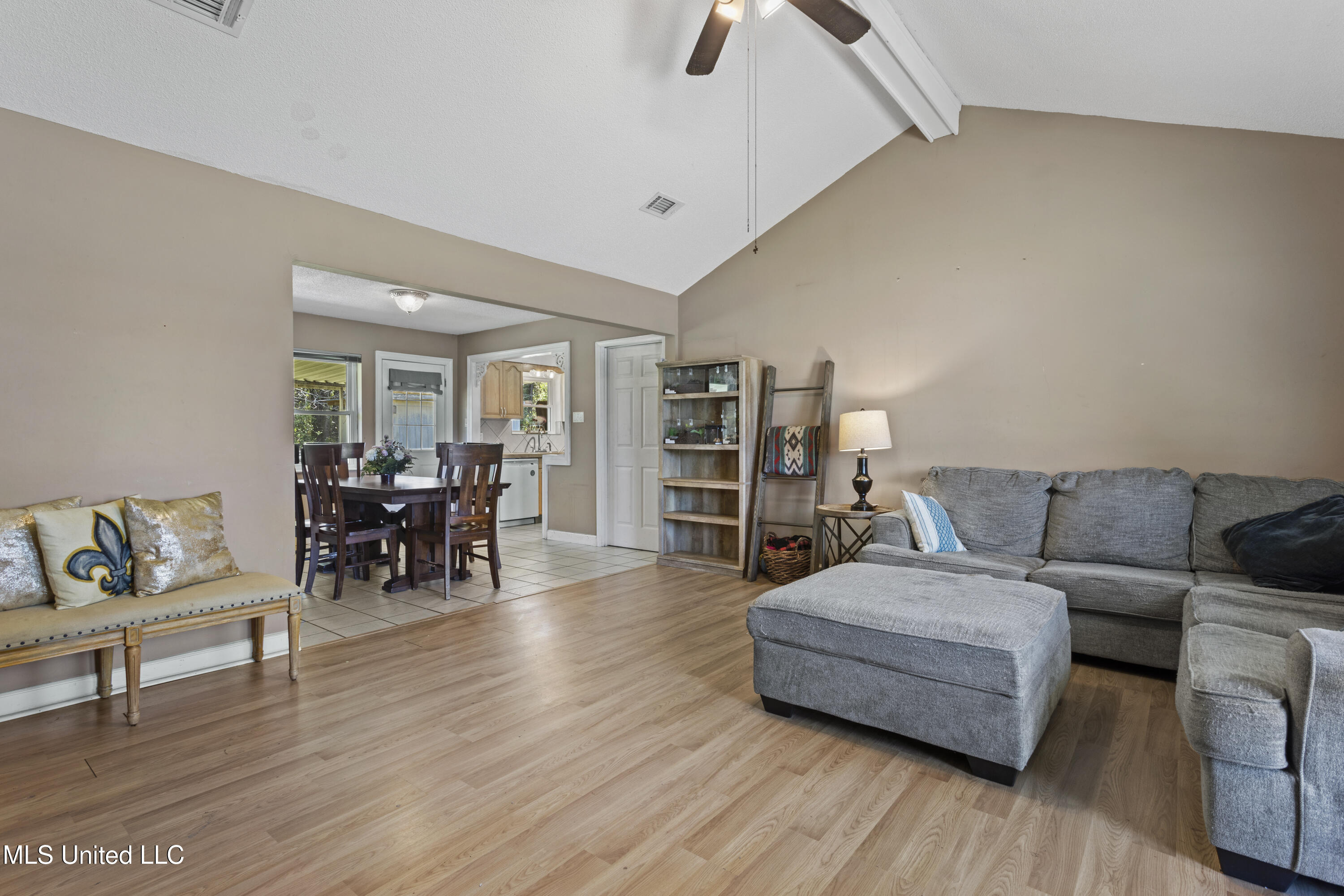 6400 J F Douglas Drive, Ocean Springs, Mississippi image 3