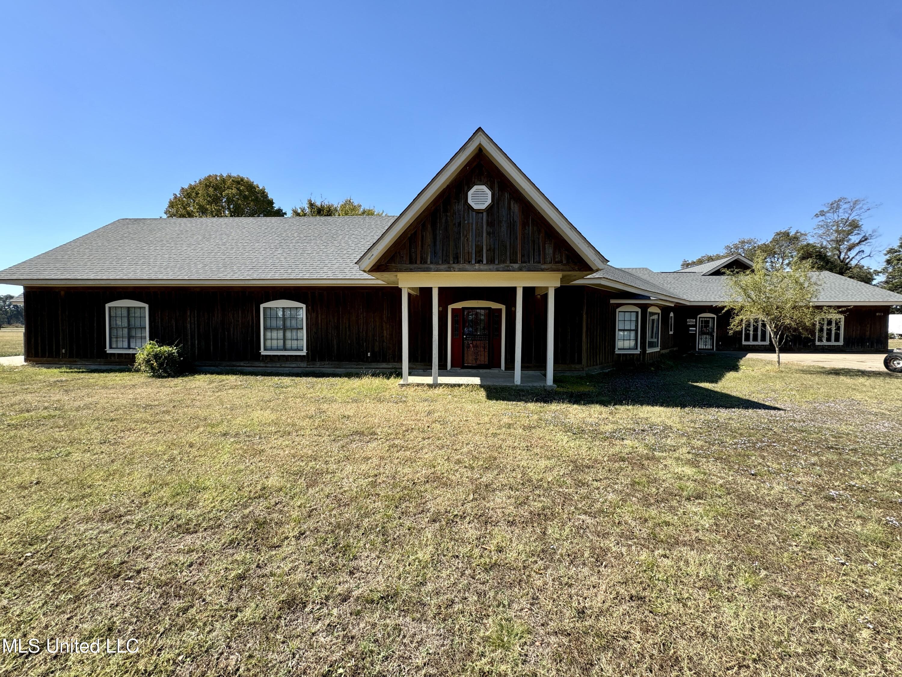 1785 N Bayou Road, Merigold, Mississippi image 1