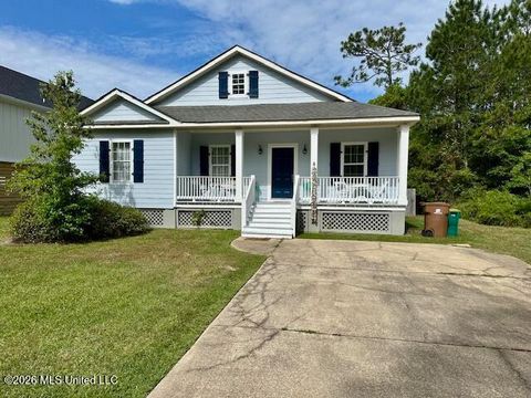 Homes For Sale - 107 Greenwood Drive<br/> Pass Christian, MS 39571