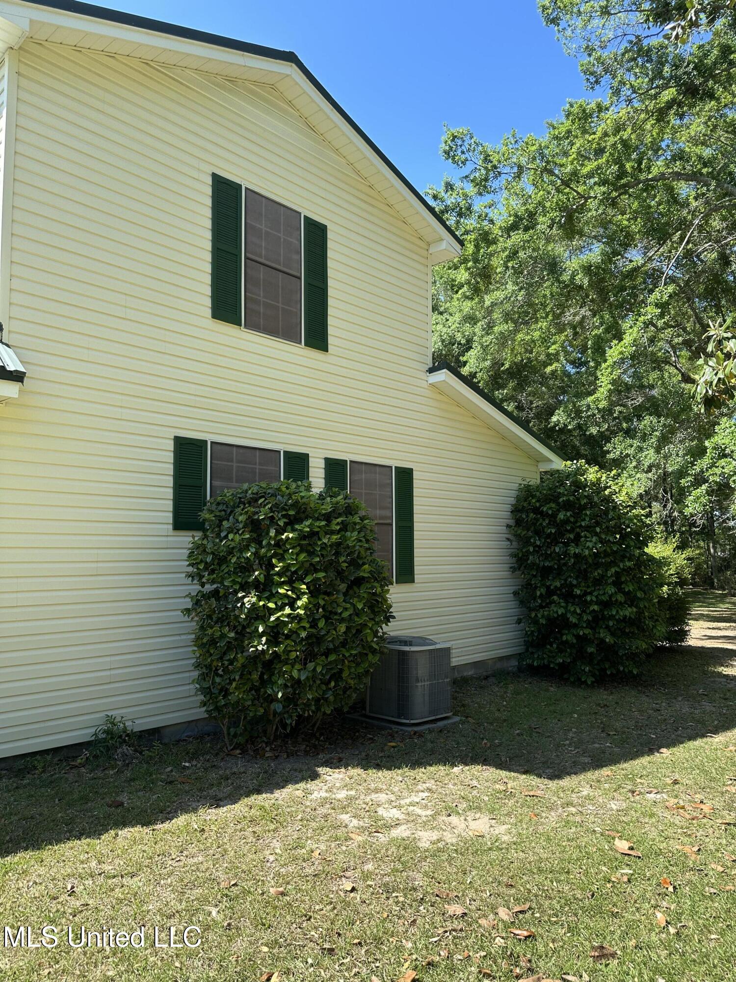 1508 Sioux Bayou Drive, Gautier, Mississippi image 33