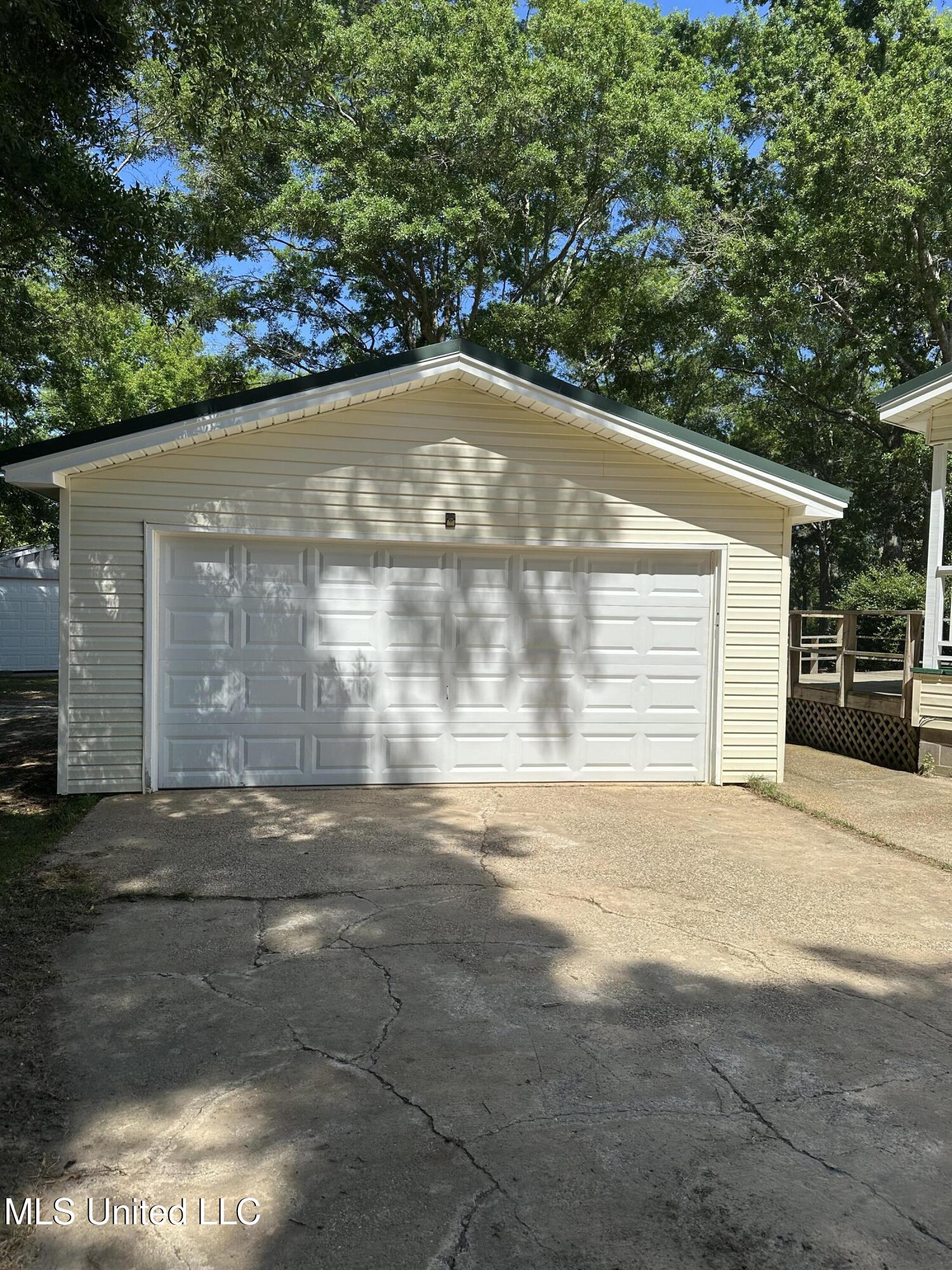 1508 Sioux Bayou Drive, Gautier, Mississippi image 3