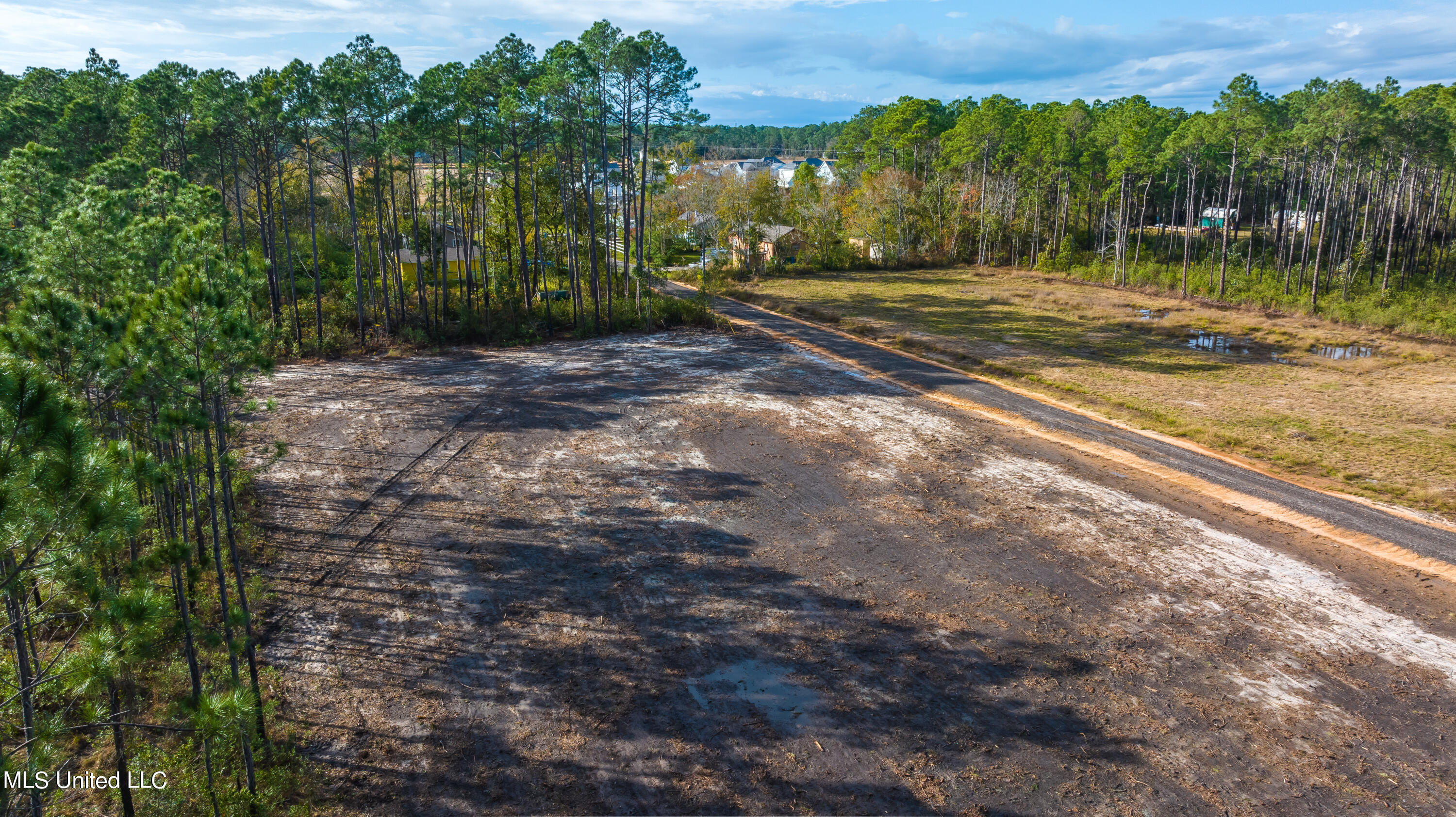 Holiday Drive, Ocean Springs, Mississippi image 12