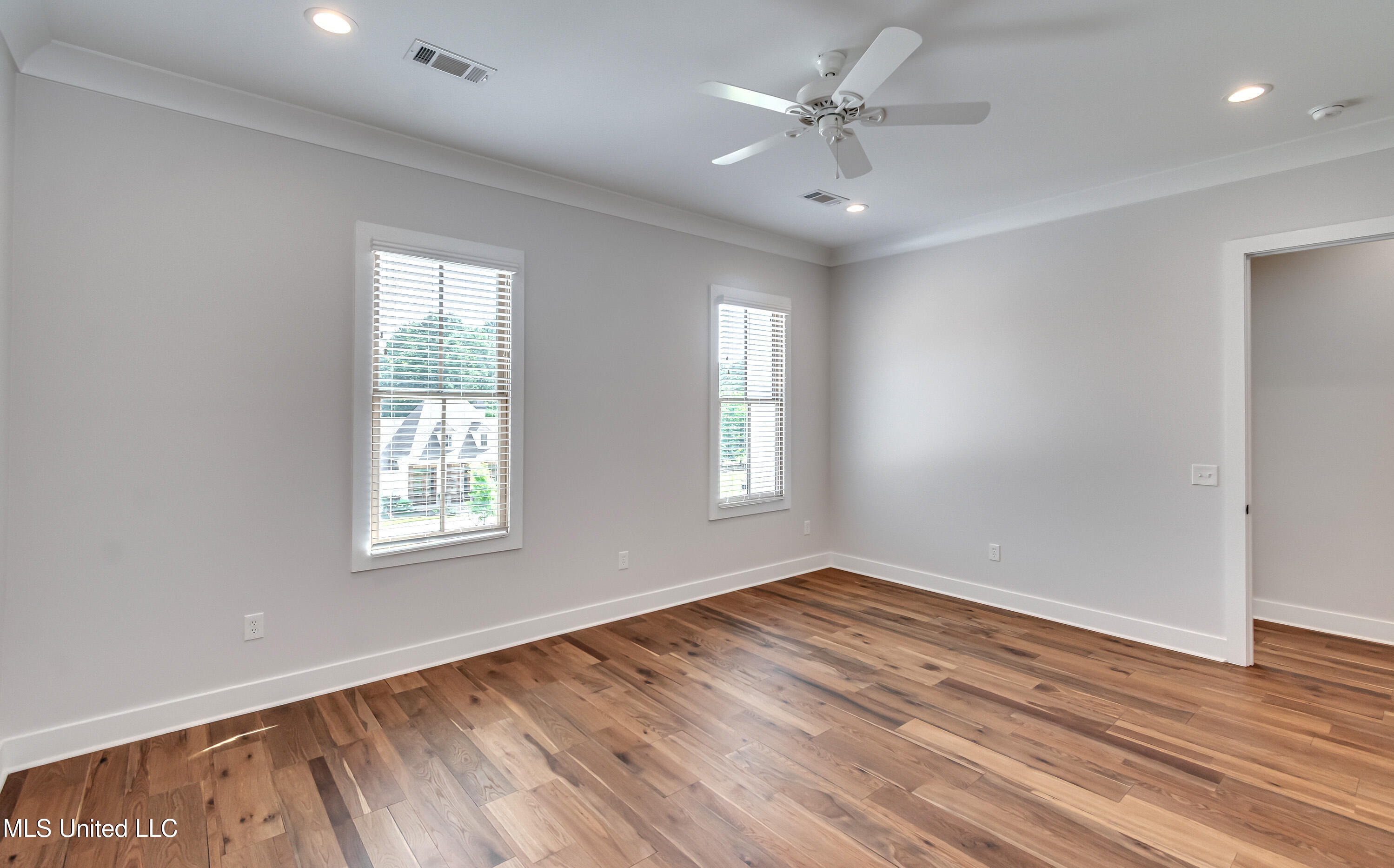 Madison, Mississippi 39110, United States, 4 Bedrooms Bedrooms, ,4 BathroomsBathrooms,Residential,Pending,159450