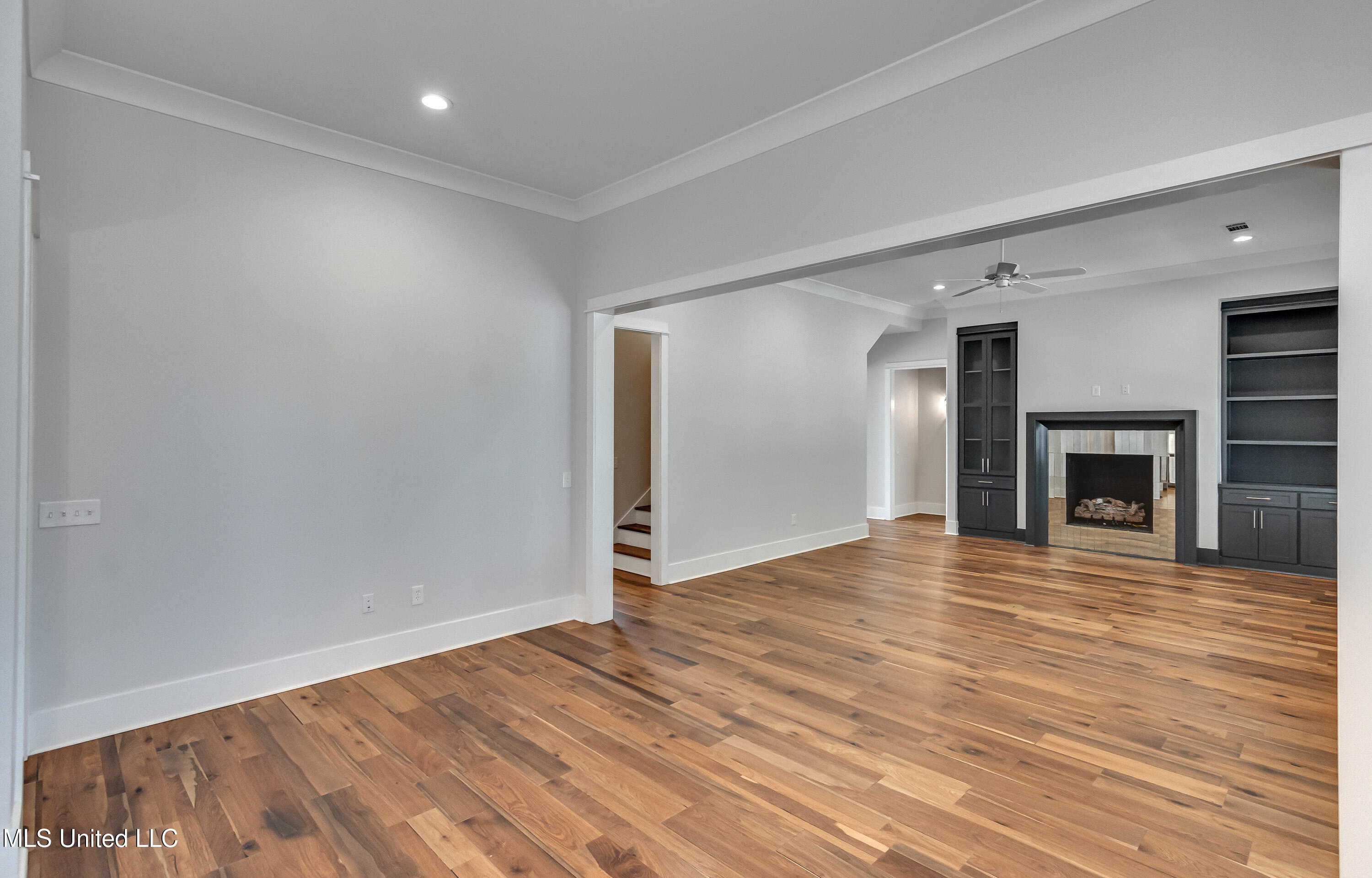 Madison, Mississippi 39110, United States, 4 Bedrooms Bedrooms, ,4 BathroomsBathrooms,Residential,Pending,159450