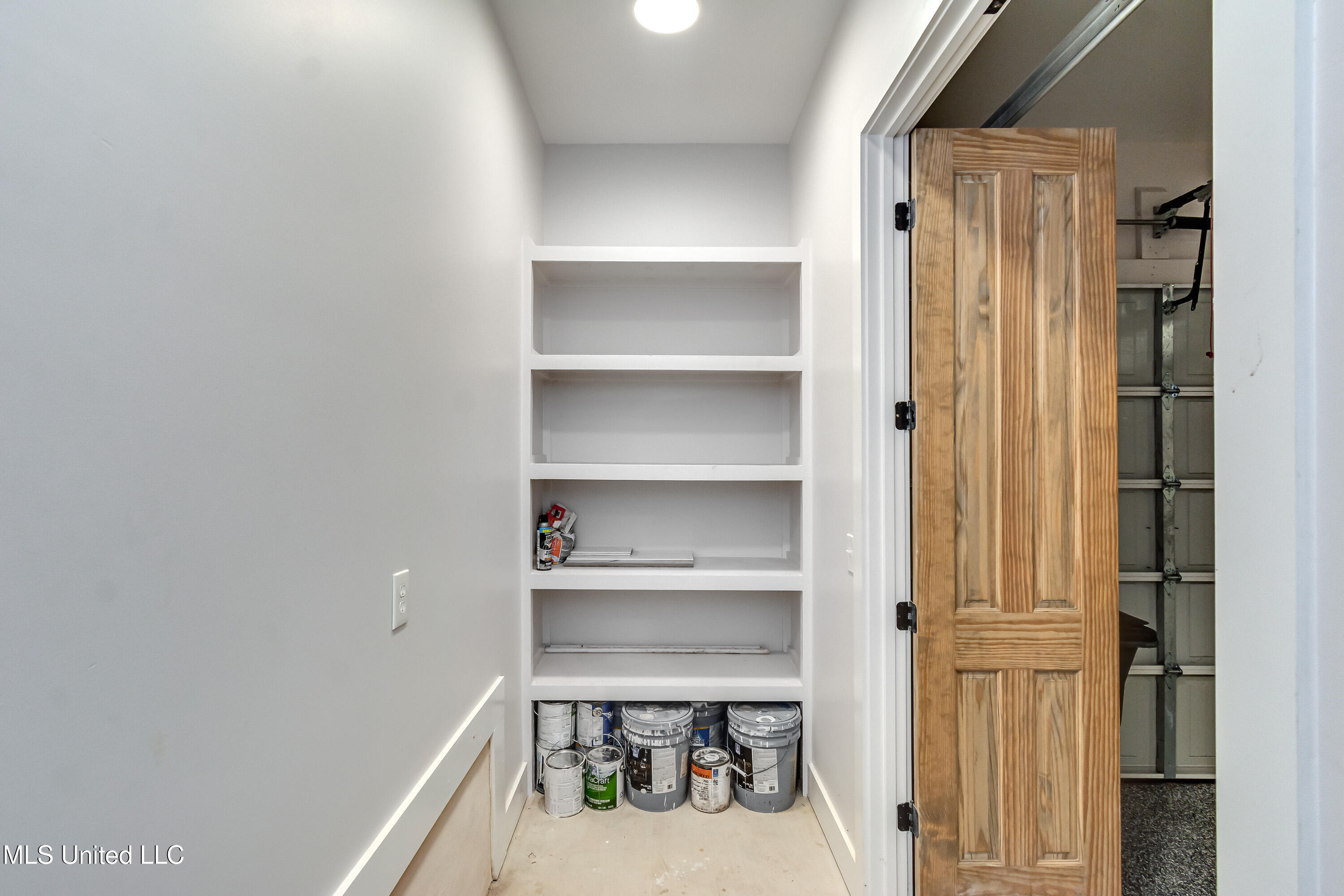 Madison, Mississippi 39110, United States, 4 Bedrooms Bedrooms, ,4 BathroomsBathrooms,Residential,Pending,159450