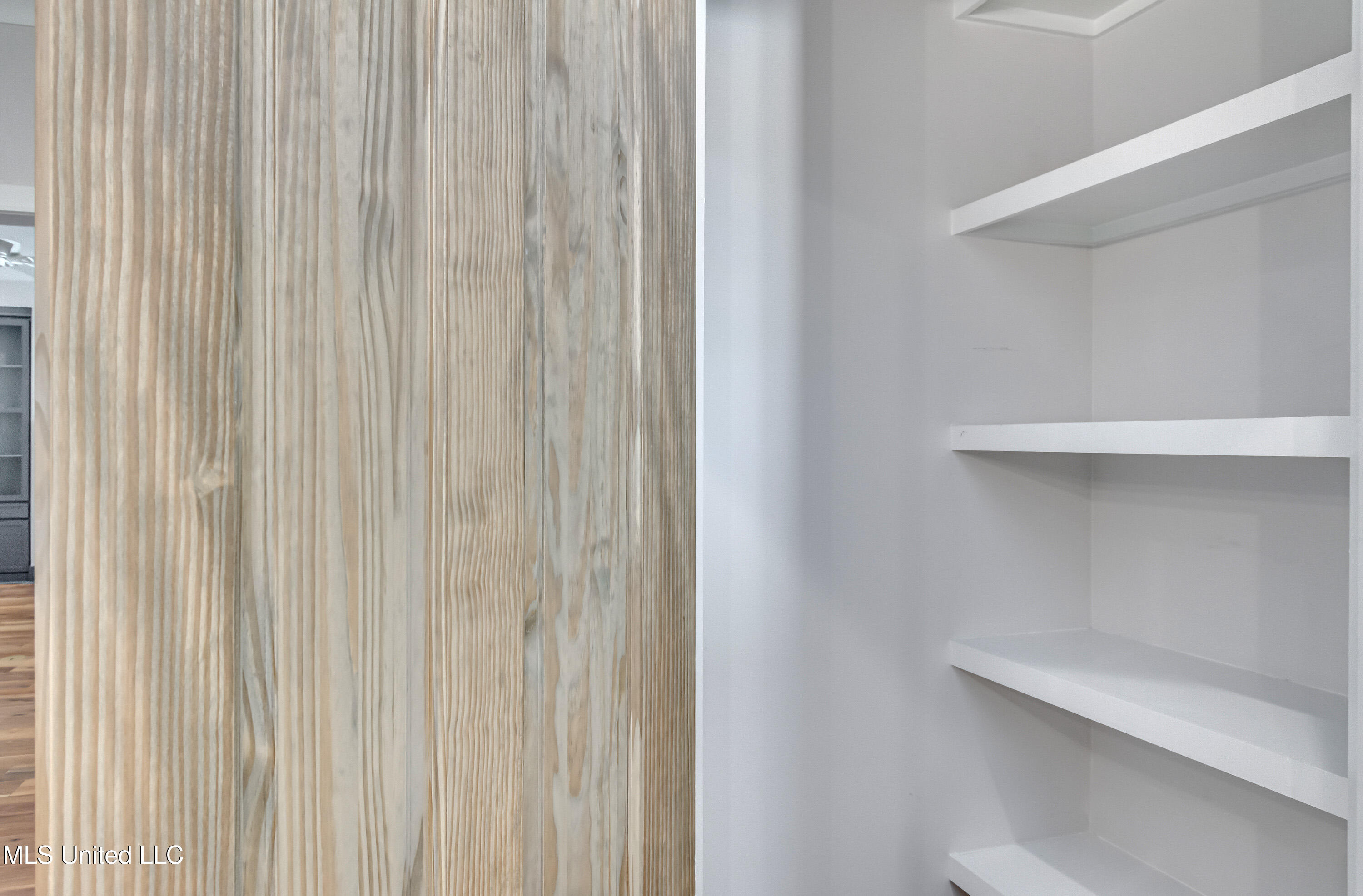 Madison, Mississippi 39110, United States, 4 Bedrooms Bedrooms, ,4 BathroomsBathrooms,Residential,Pending,159450