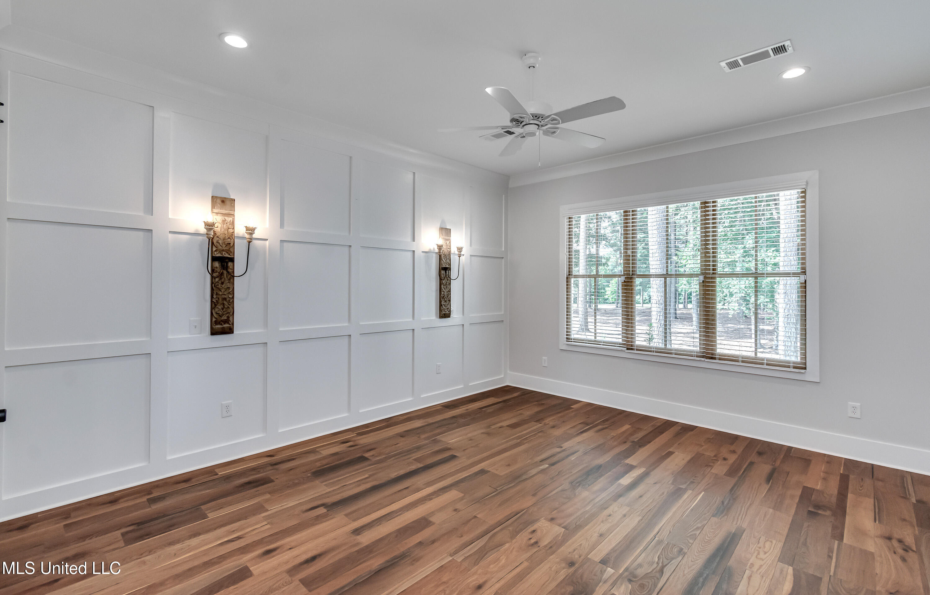 Madison, Mississippi 39110, United States, 4 Bedrooms Bedrooms, ,4 BathroomsBathrooms,Residential,Pending,159450