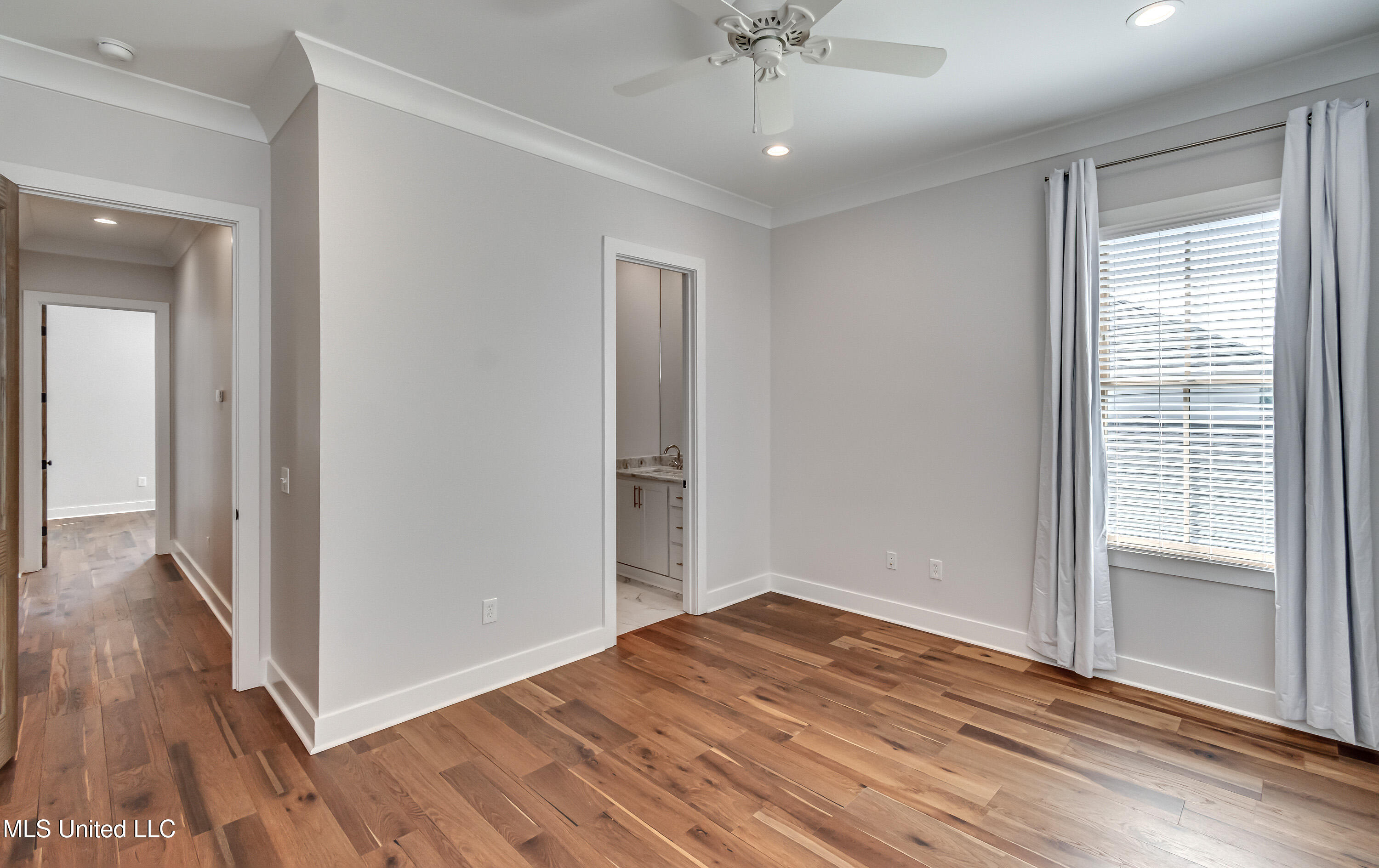 Madison, Mississippi 39110, United States, 4 Bedrooms Bedrooms, ,4 BathroomsBathrooms,Residential,Pending,159450