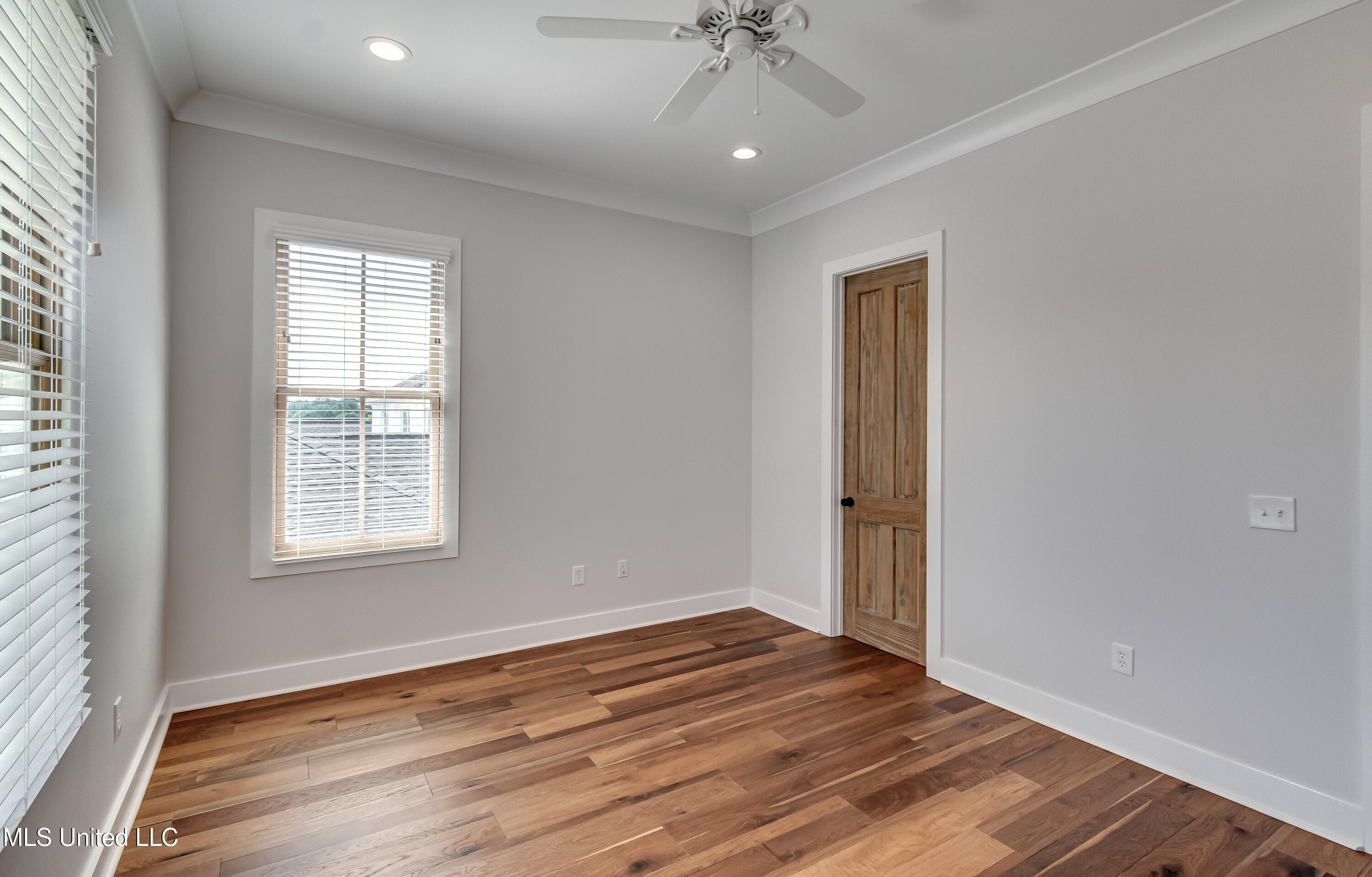 Madison, Mississippi 39110, United States, 4 Bedrooms Bedrooms, ,4 BathroomsBathrooms,Residential,Pending,159450