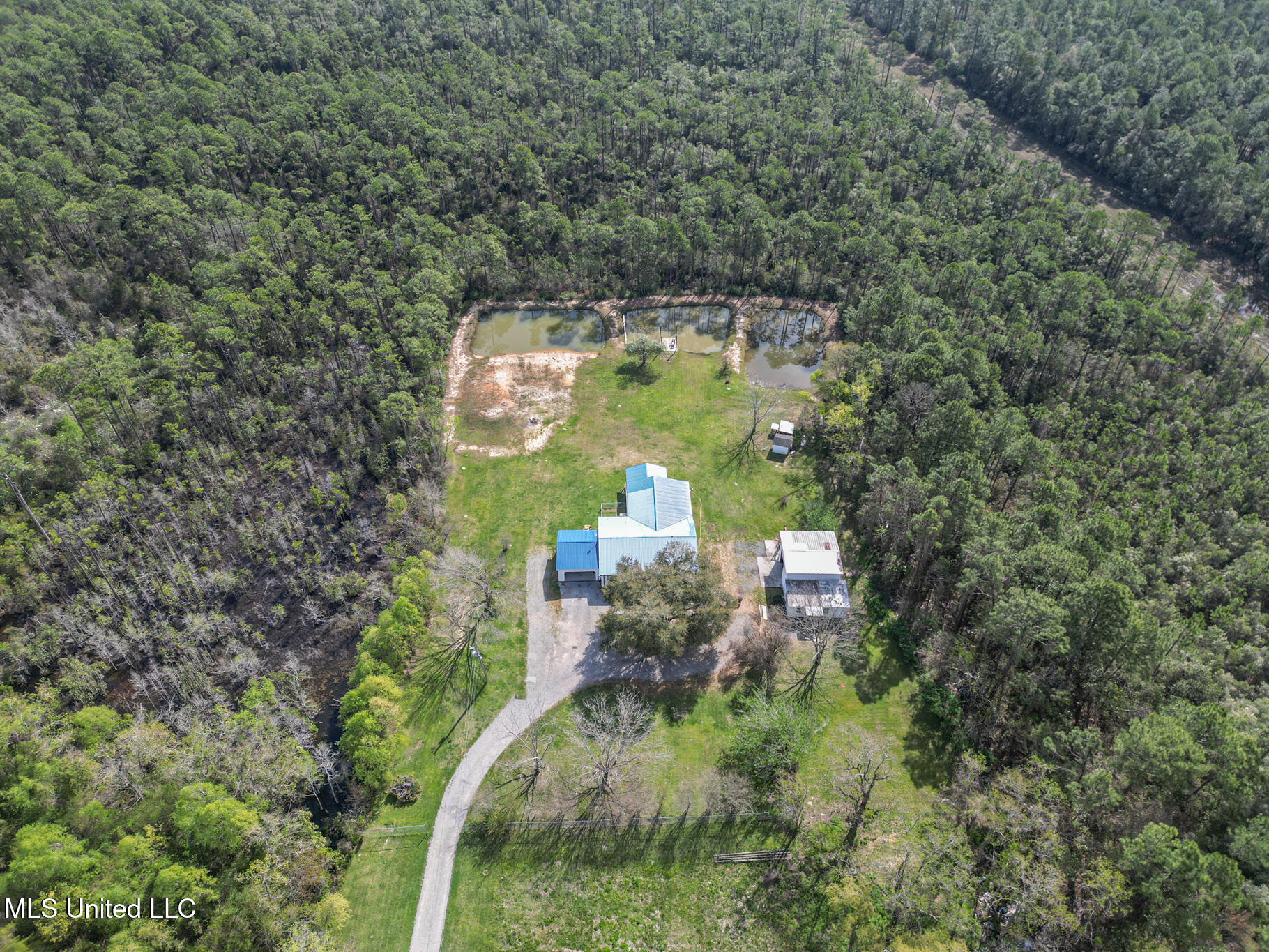 13106 Hudson Krohn Road, Biloxi, Mississippi image 8