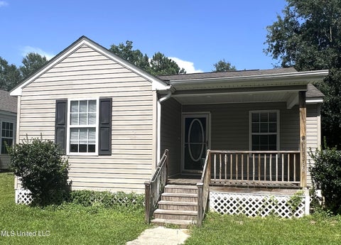 Homes For Rent - 12338 Windward Circle<br/> Gulfport, MS 39503