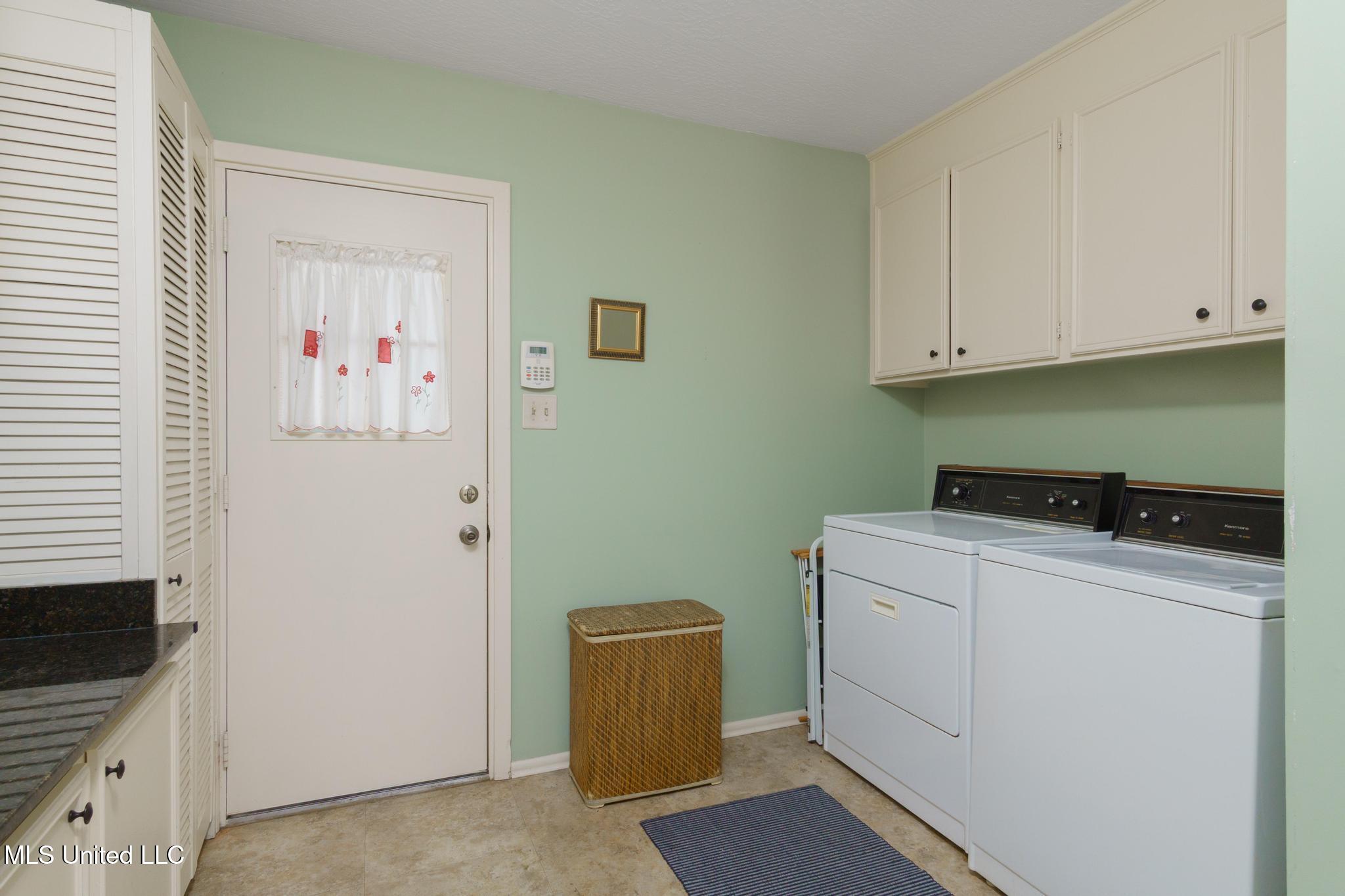 2506 Villa Verde Street, Hattiesburg, Mississippi image 19
