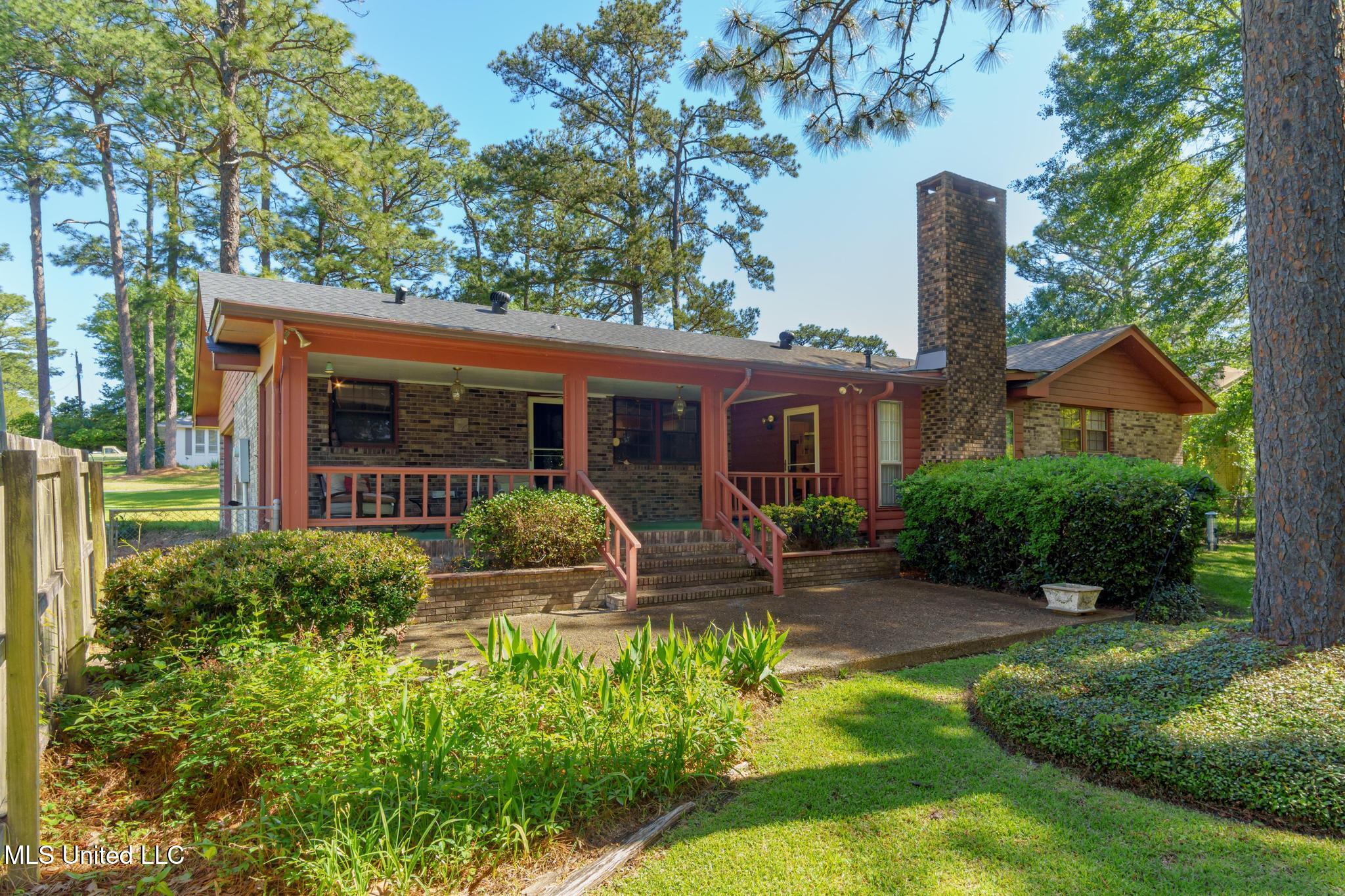 2506 Villa Verde Street, Hattiesburg, Mississippi image 23