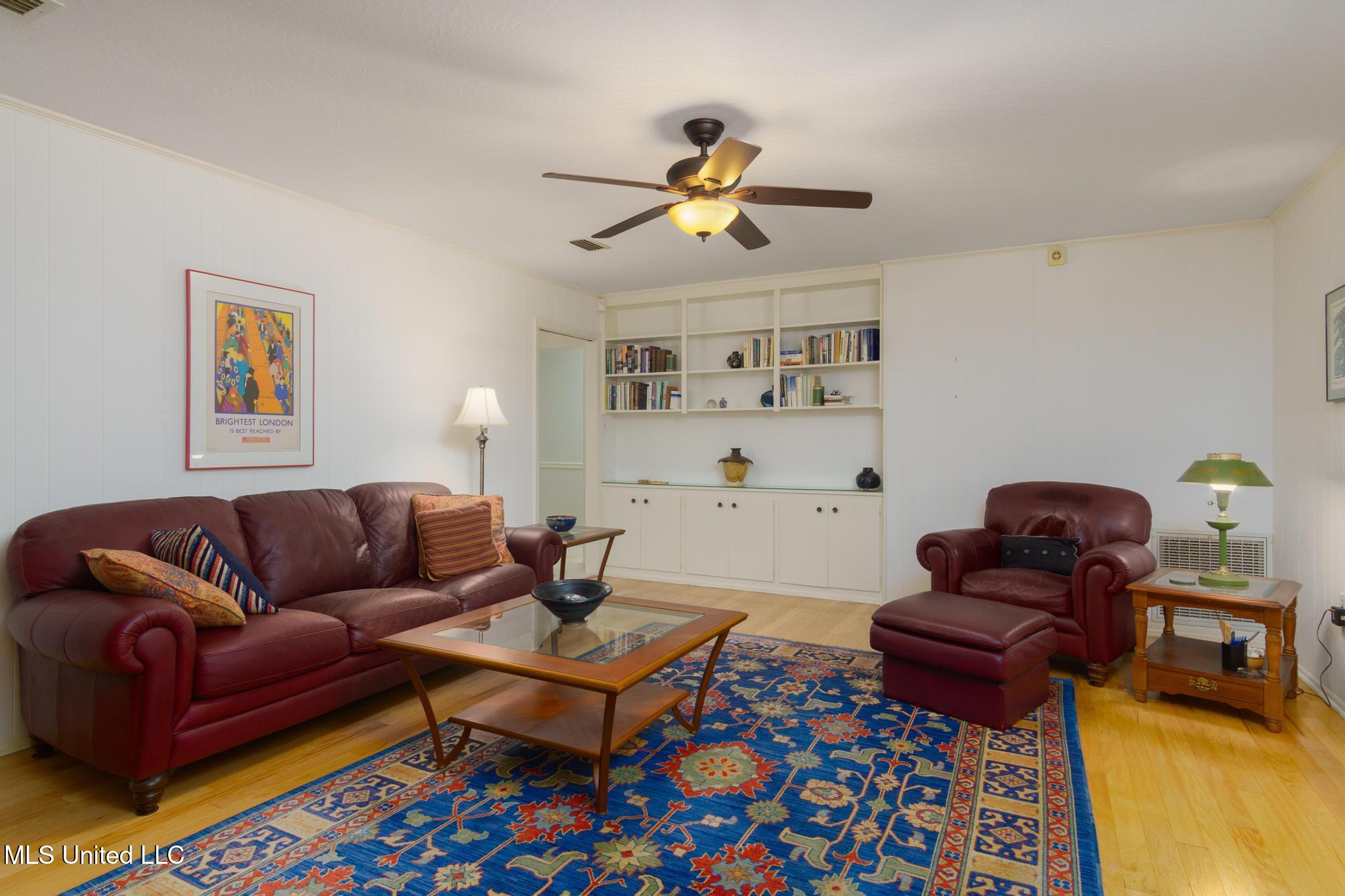 2506 Villa Verde Street, Hattiesburg, Mississippi image 8