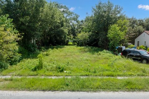 Vacant Land For Sale - 2210 12th Street<br/> Pascagoula, MS 39567