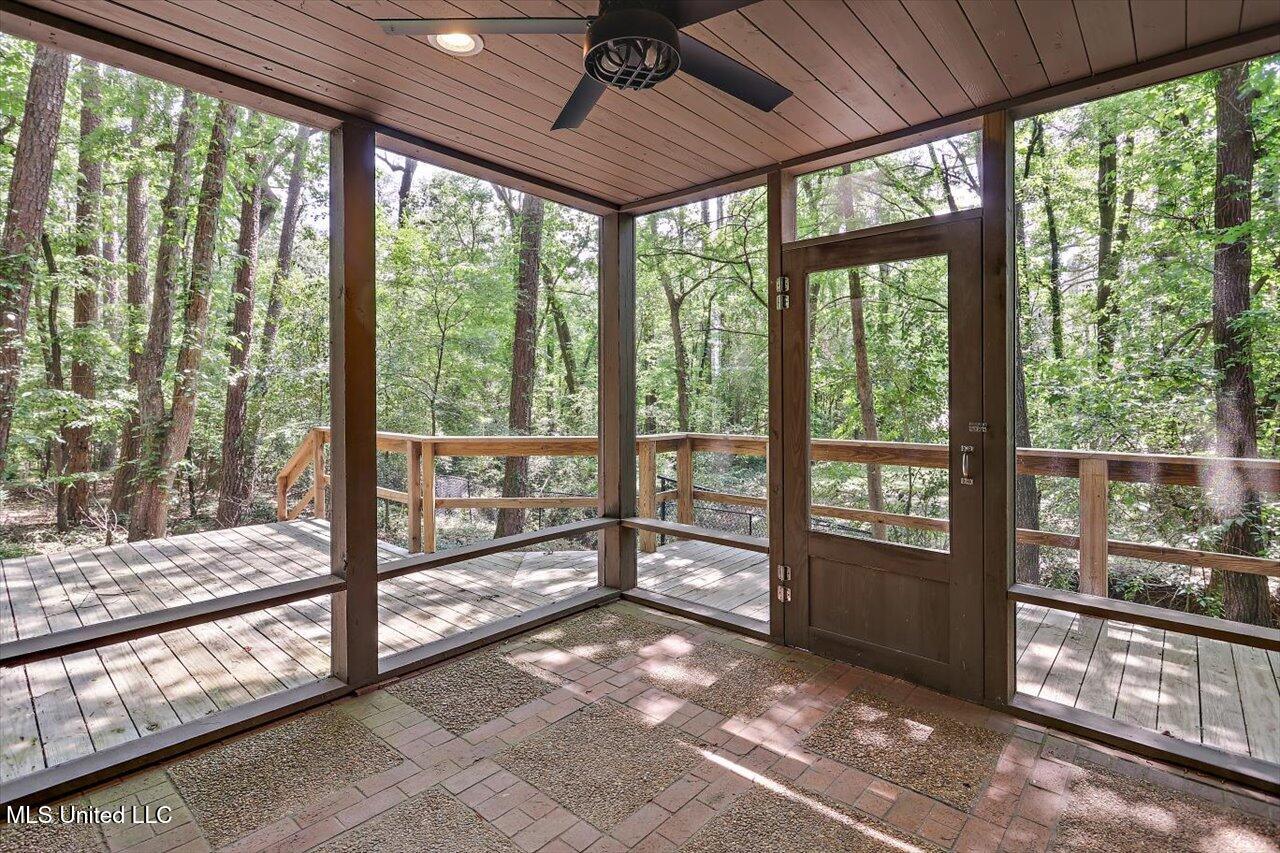 1844 Eastover Drive, Jackson, Mississippi image 14