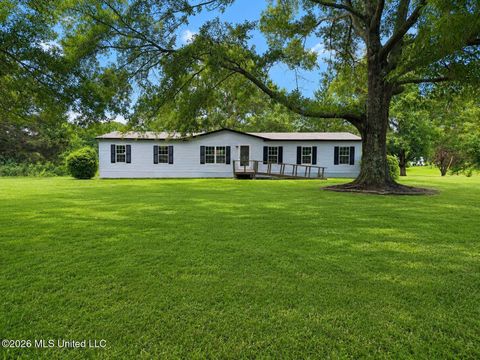 Homes For Sale - 1035 Jasper Lane<br/> Crystal Springs, MS 39059