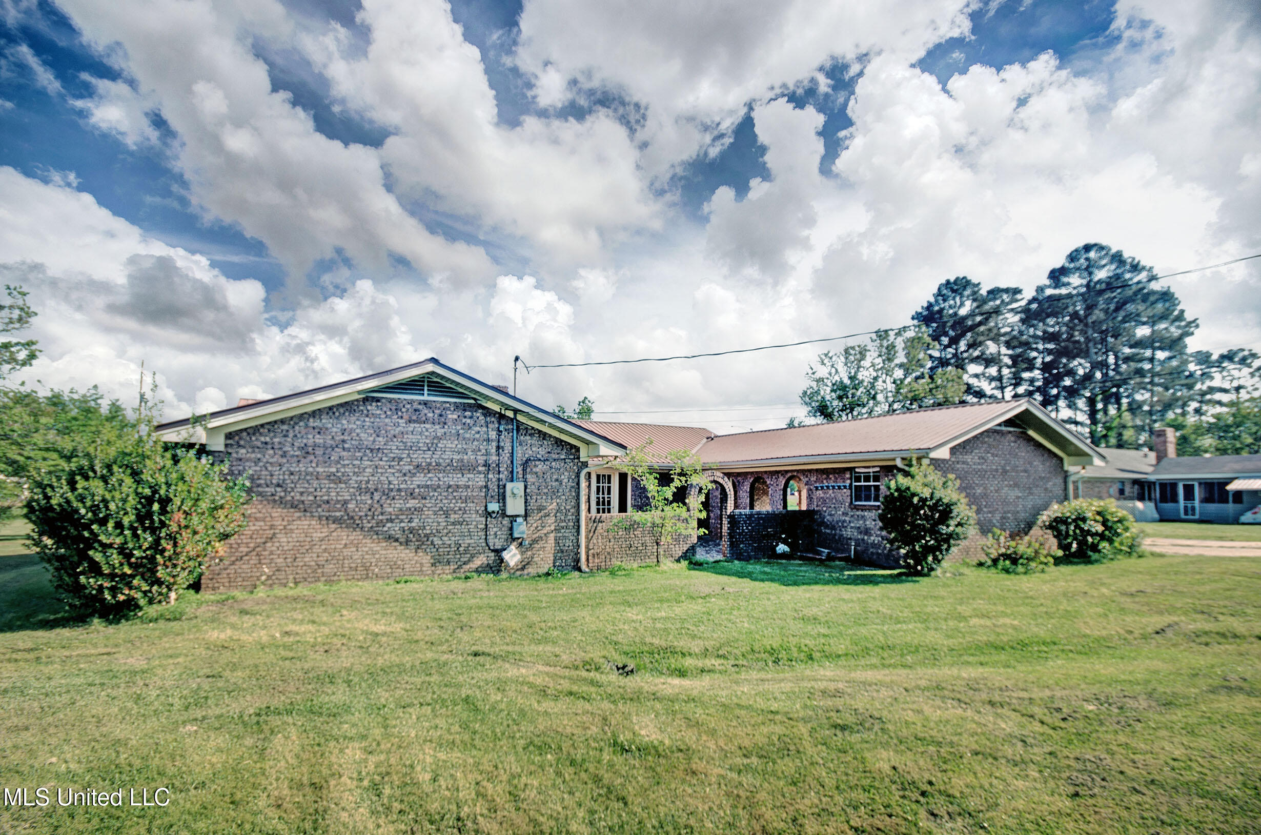 910 Ms-16, Carthage, Mississippi image 35