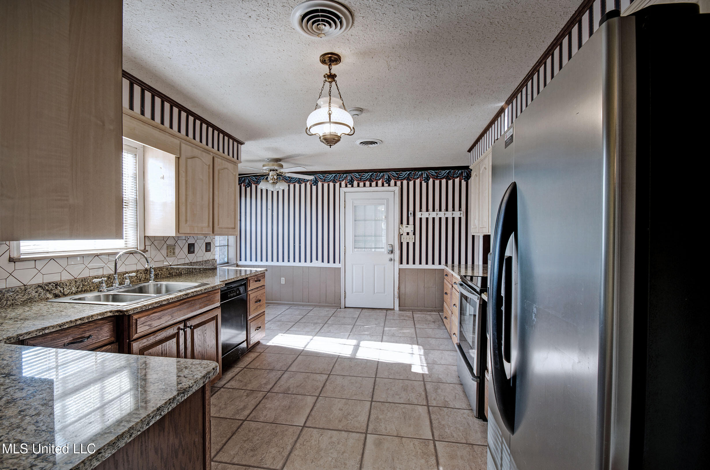910 Ms-16, Carthage, Mississippi image 6