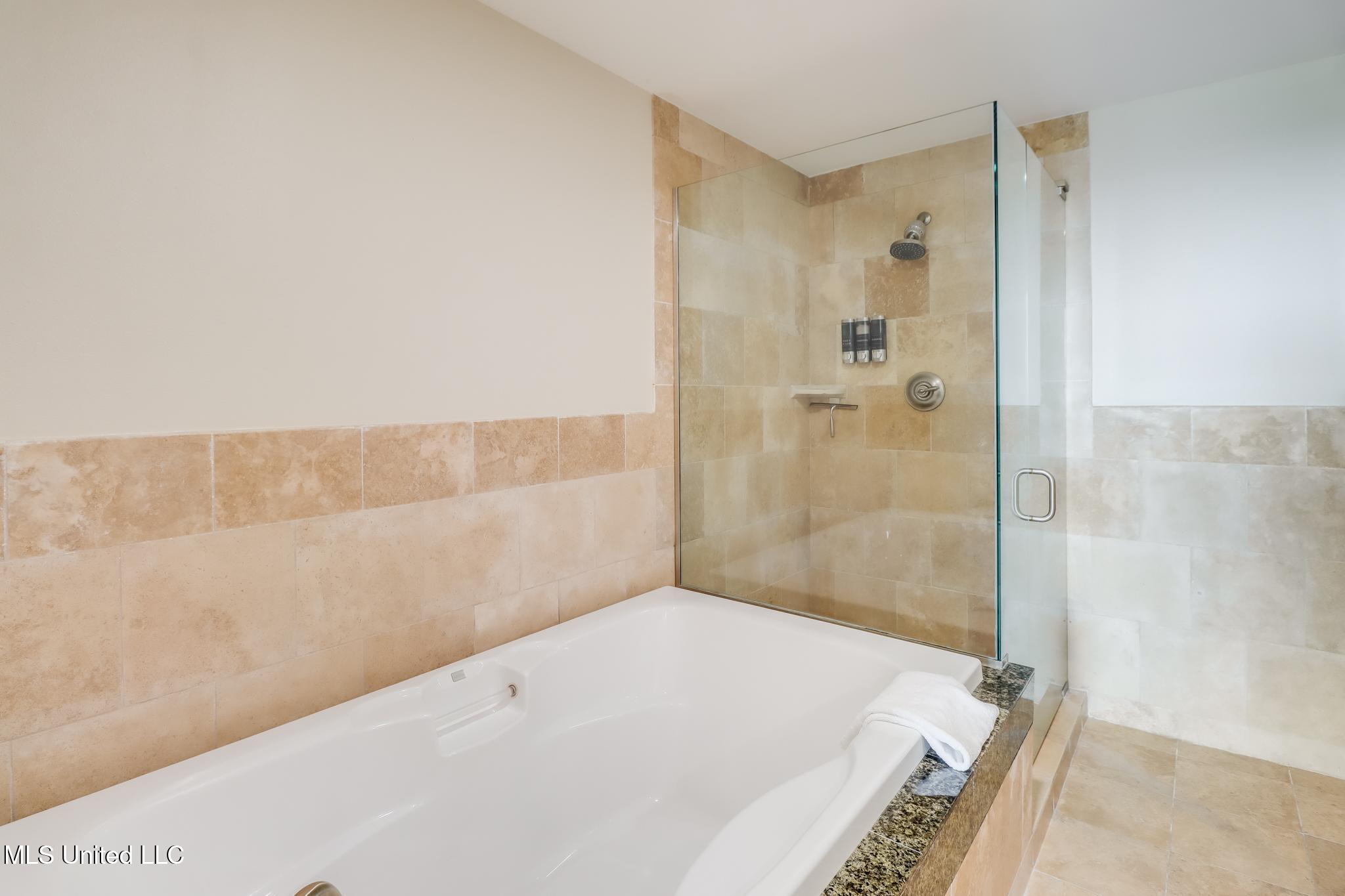 2060 Beach Boulevard #1602, Biloxi, Mississippi image 15