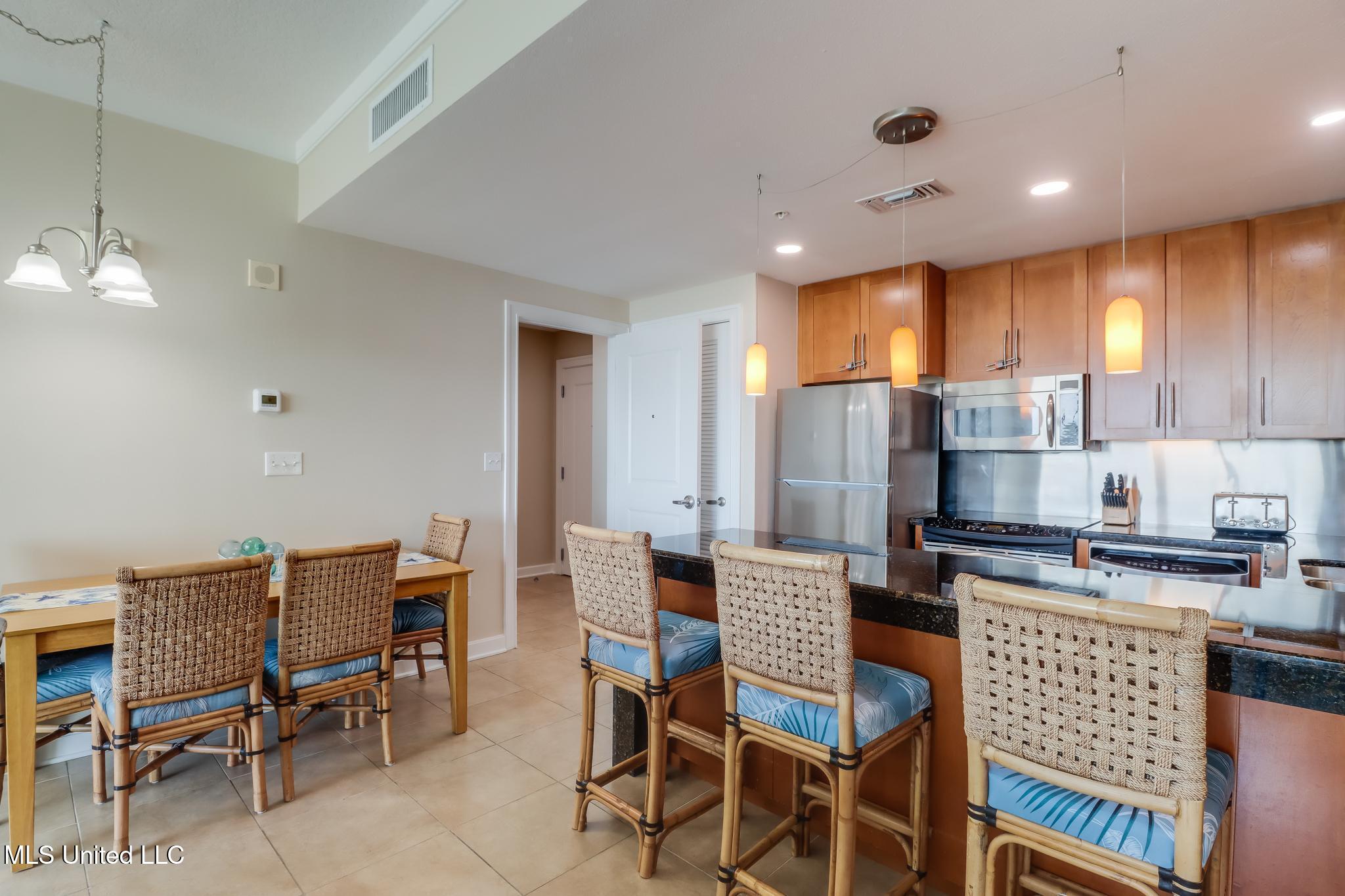 2060 Beach Boulevard #1602, Biloxi, Mississippi image 7