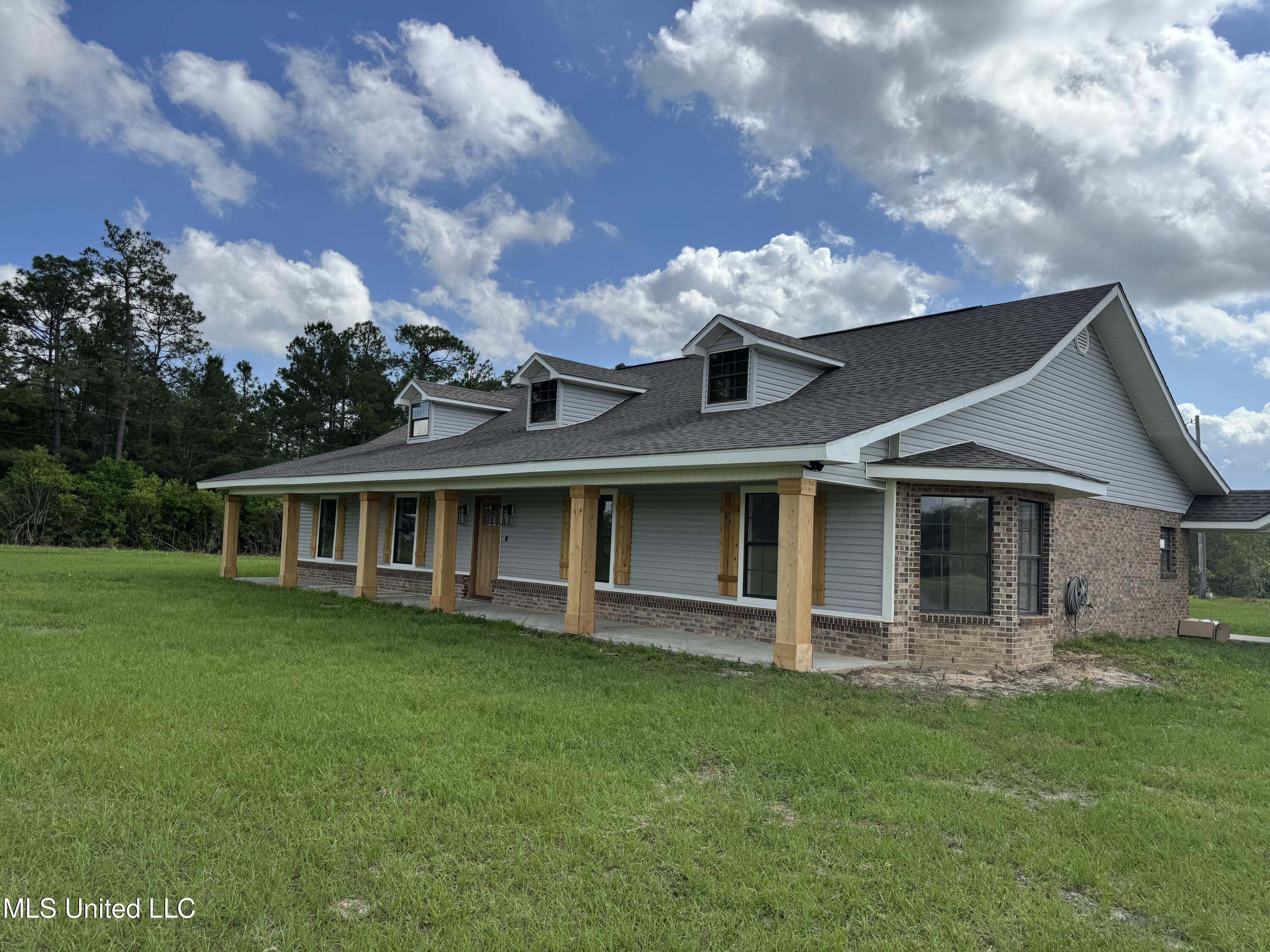 20118 Hwy 603, Kiln, Mississippi image 1