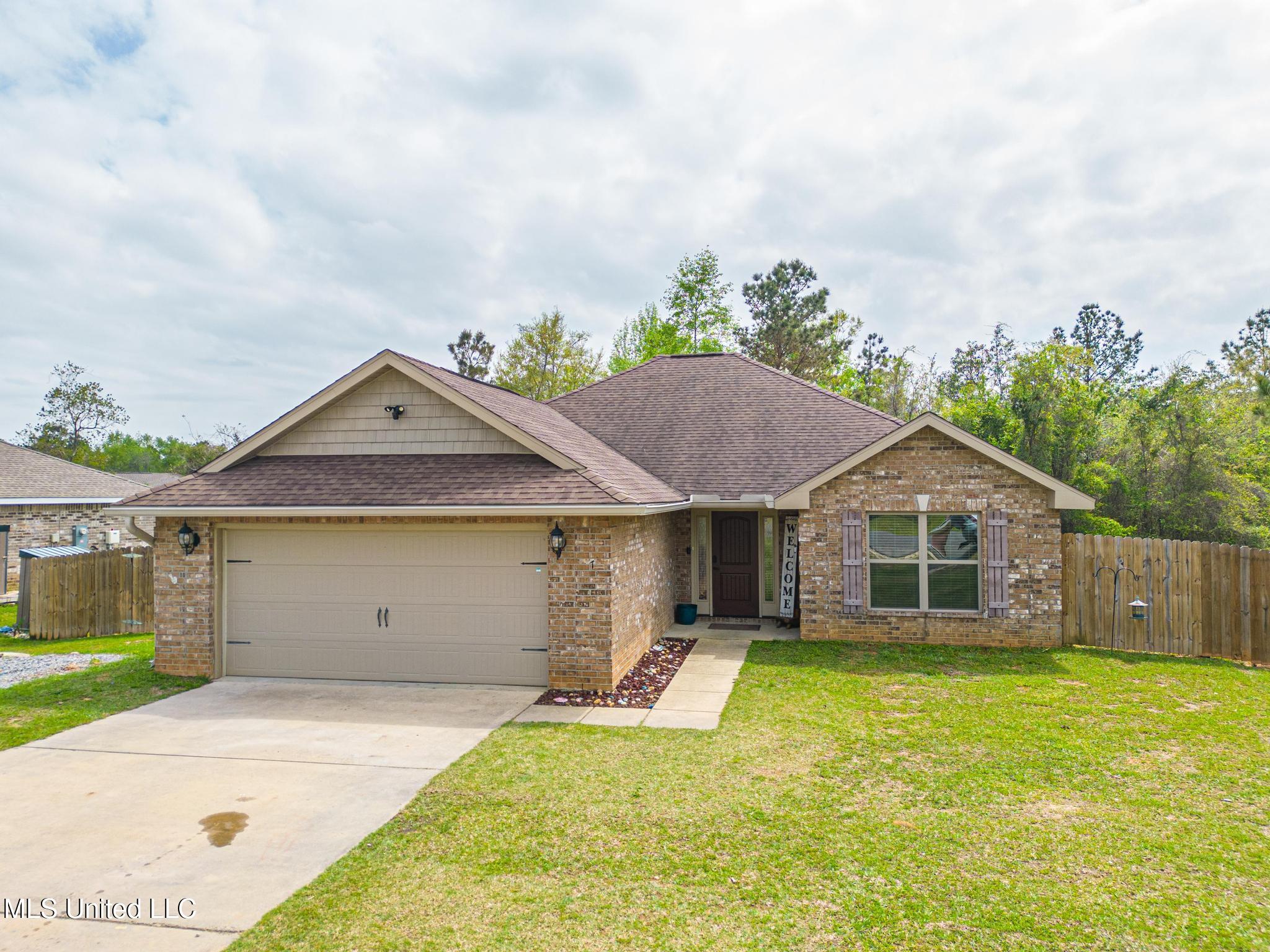 7 Sugarloaf Lane, Perkinston, Mississippi image 1