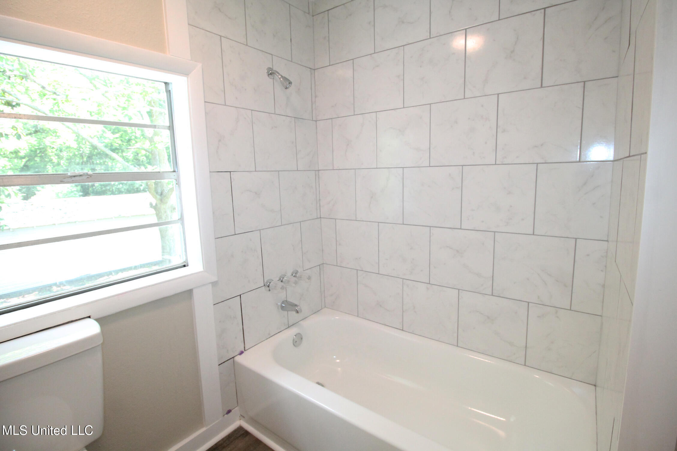6212 Grierson Street, Moss Point, Mississippi image 25