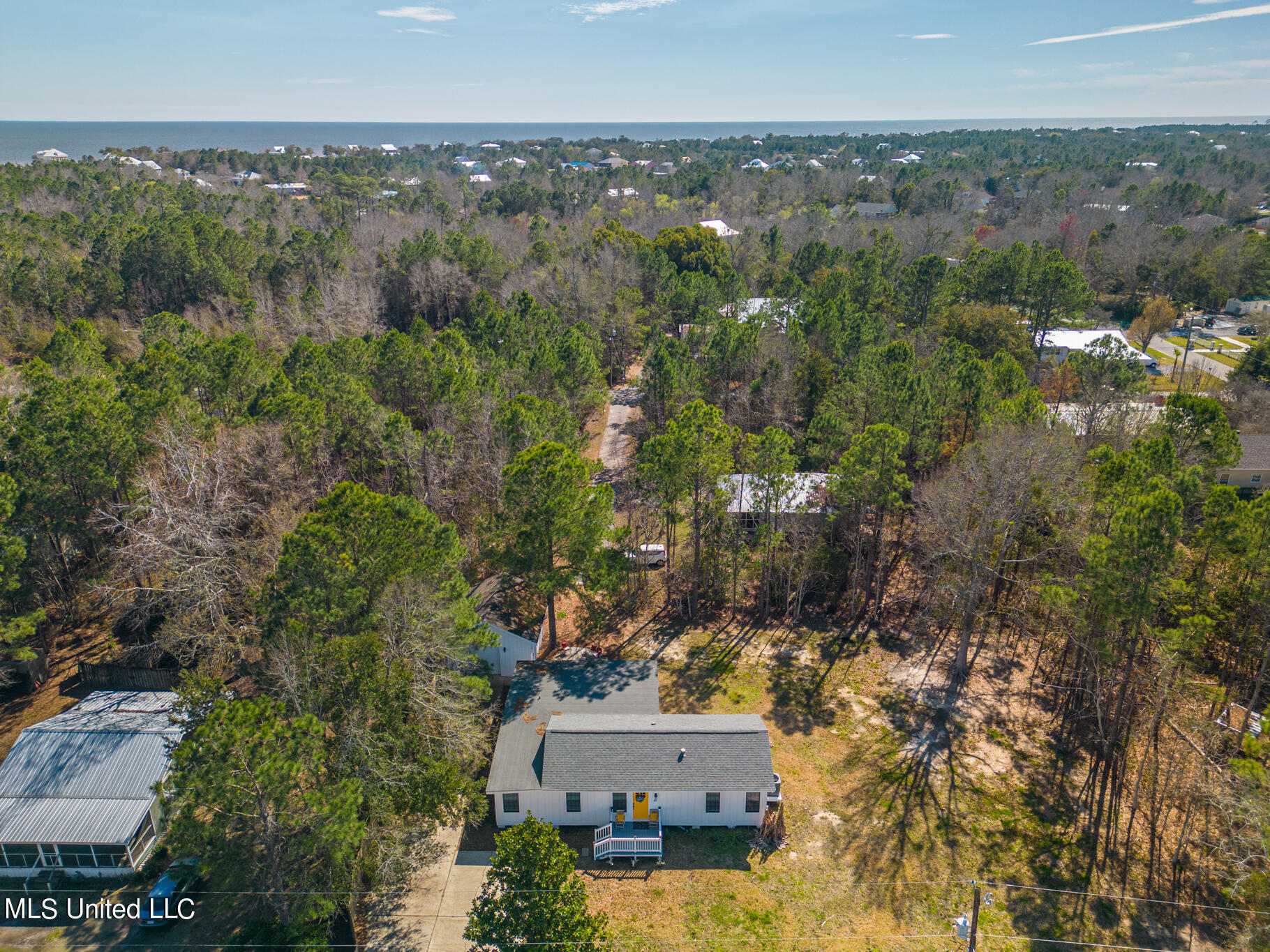 411 Necaise Street, Waveland, Mississippi image 1