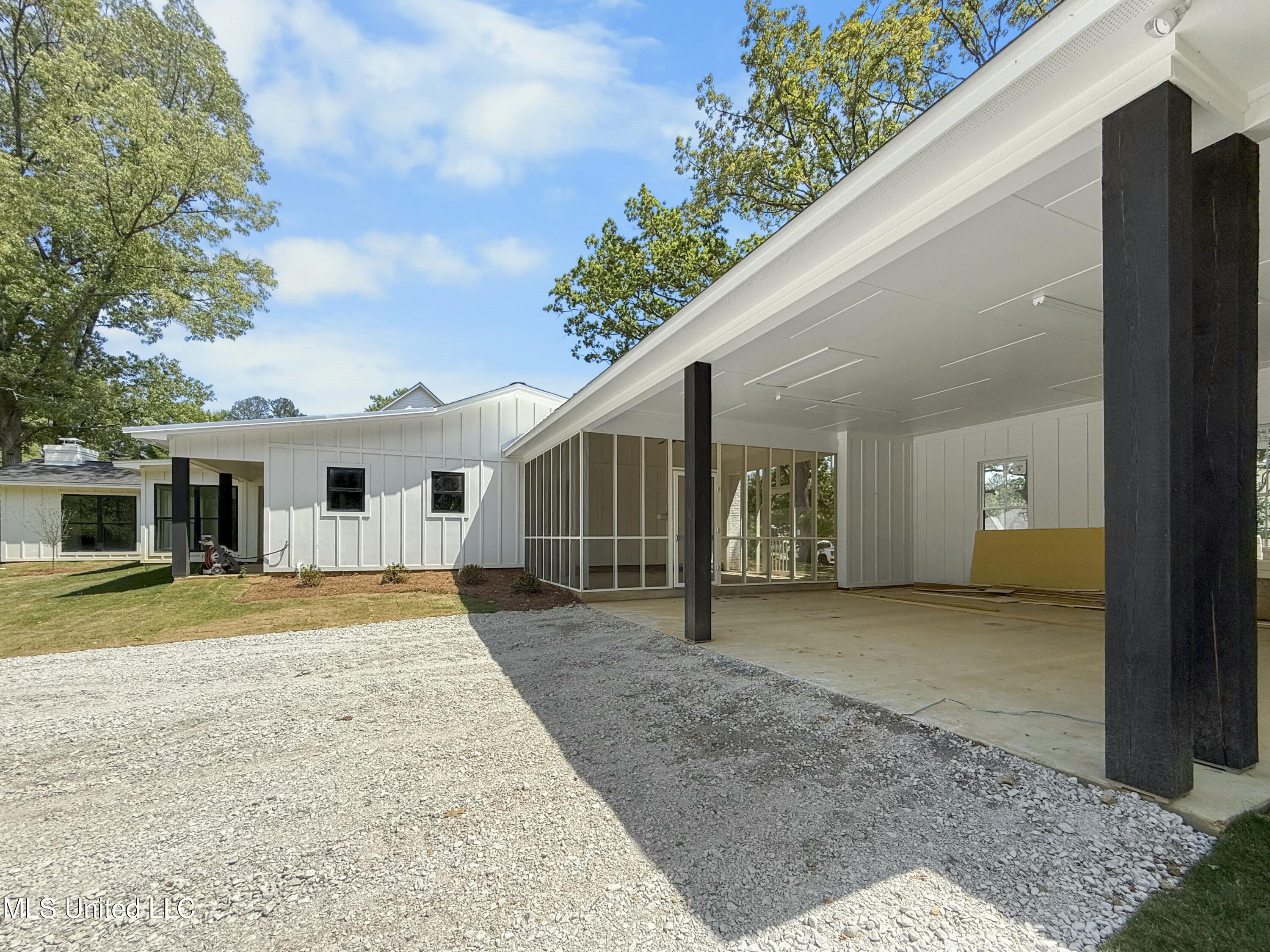 130 Lakeshore Drive, Madison, Mississippi image 29