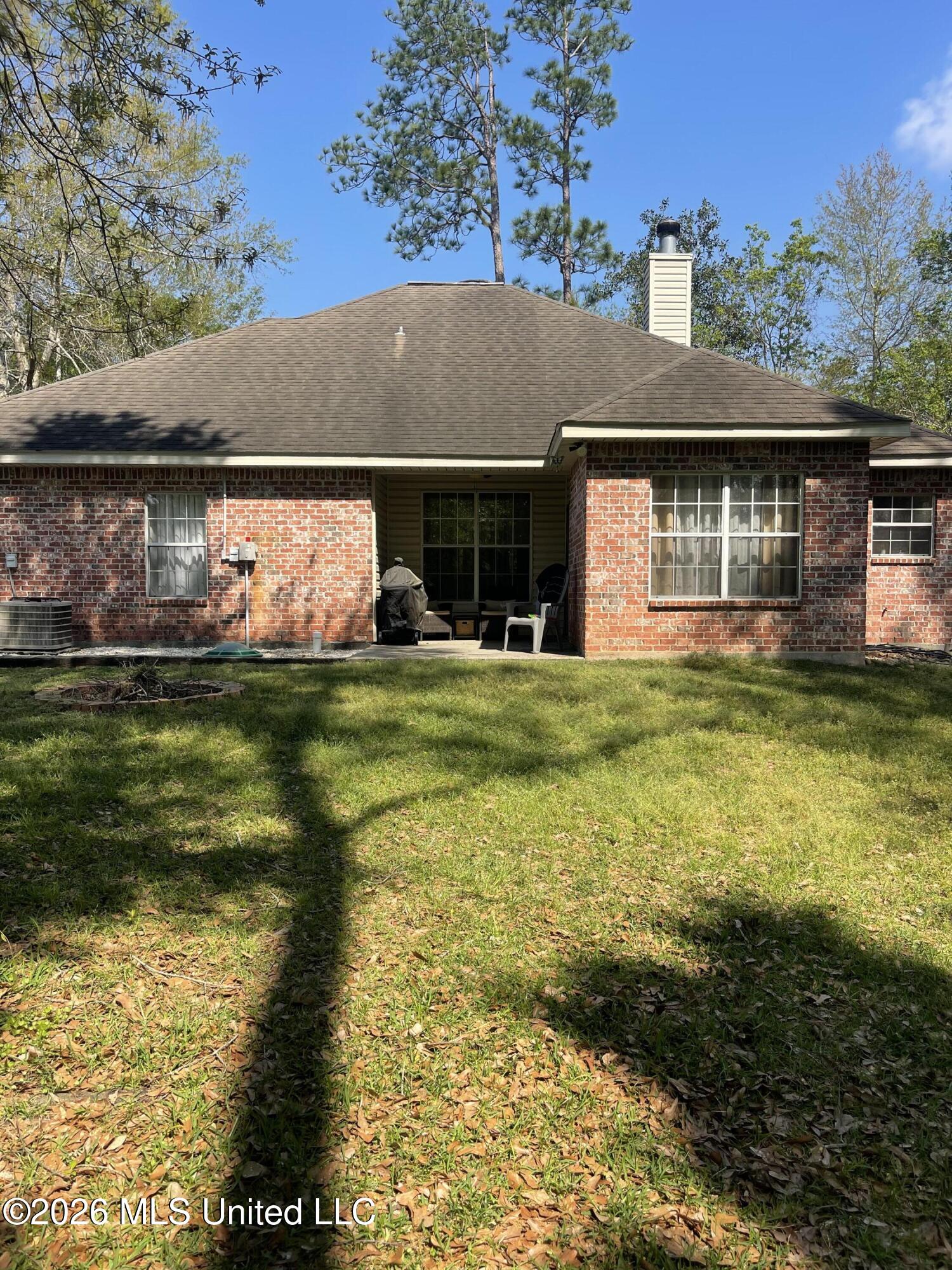 215 Ridgeview Drive