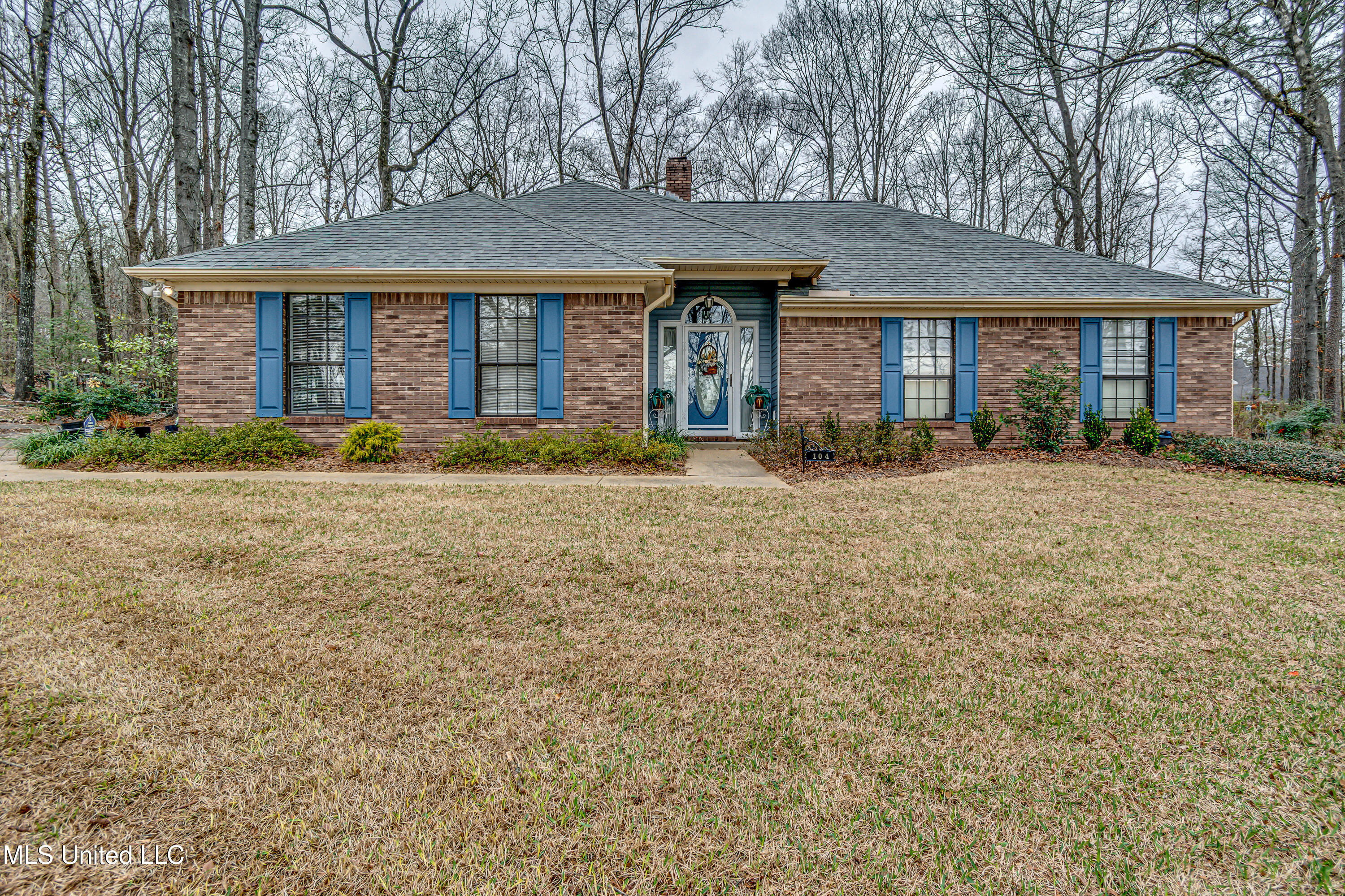 104 Devonport Circle, Raymond, Mississippi image 1