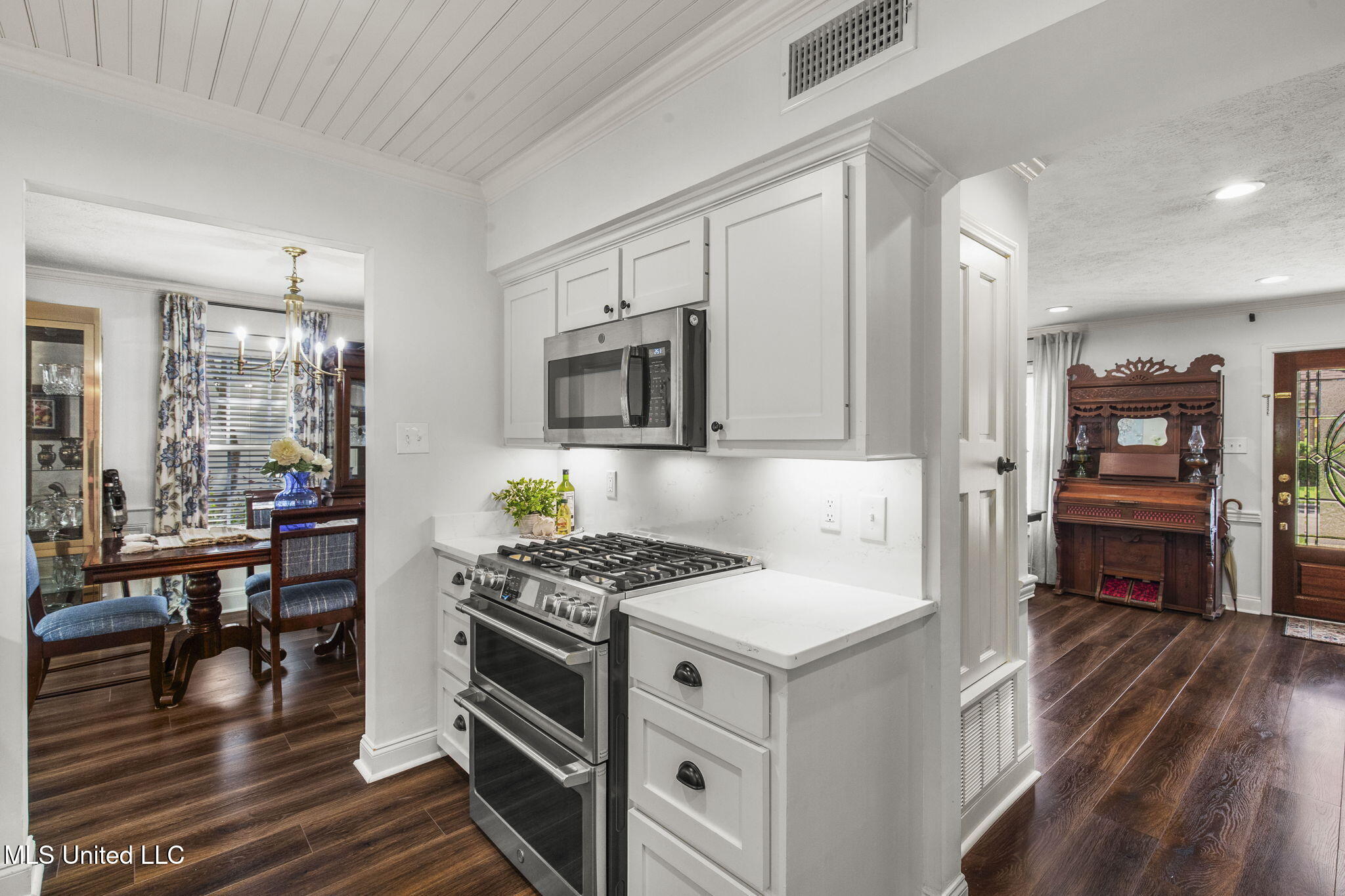 8 Spring Lake Point, Pearl, Mississippi image 18