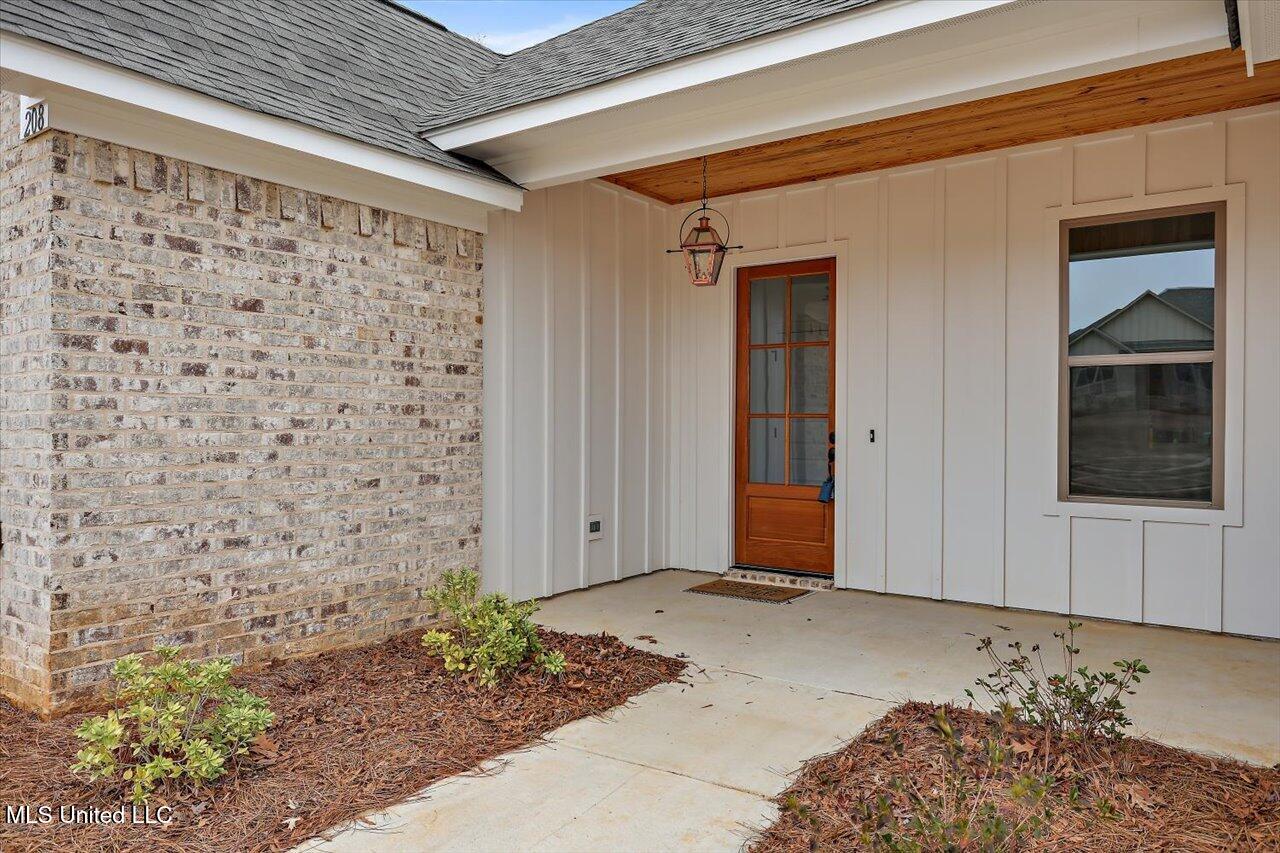 208 Birch Lane, Canton, Mississippi image 2