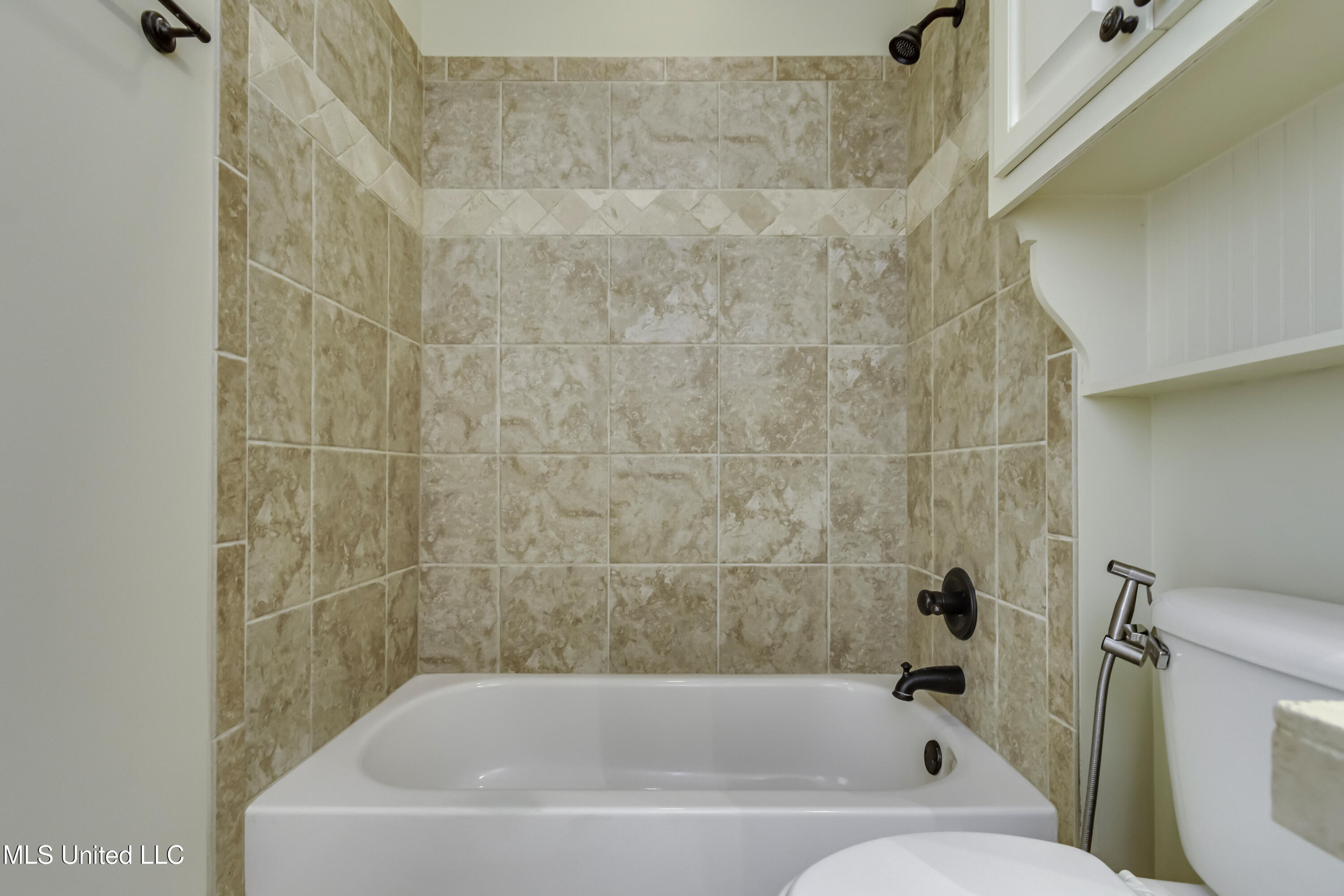 Madison, Mississippi 39110, United States, 4 Bedrooms Bedrooms, ,3 BathroomsBathrooms,Residential,Active,246074