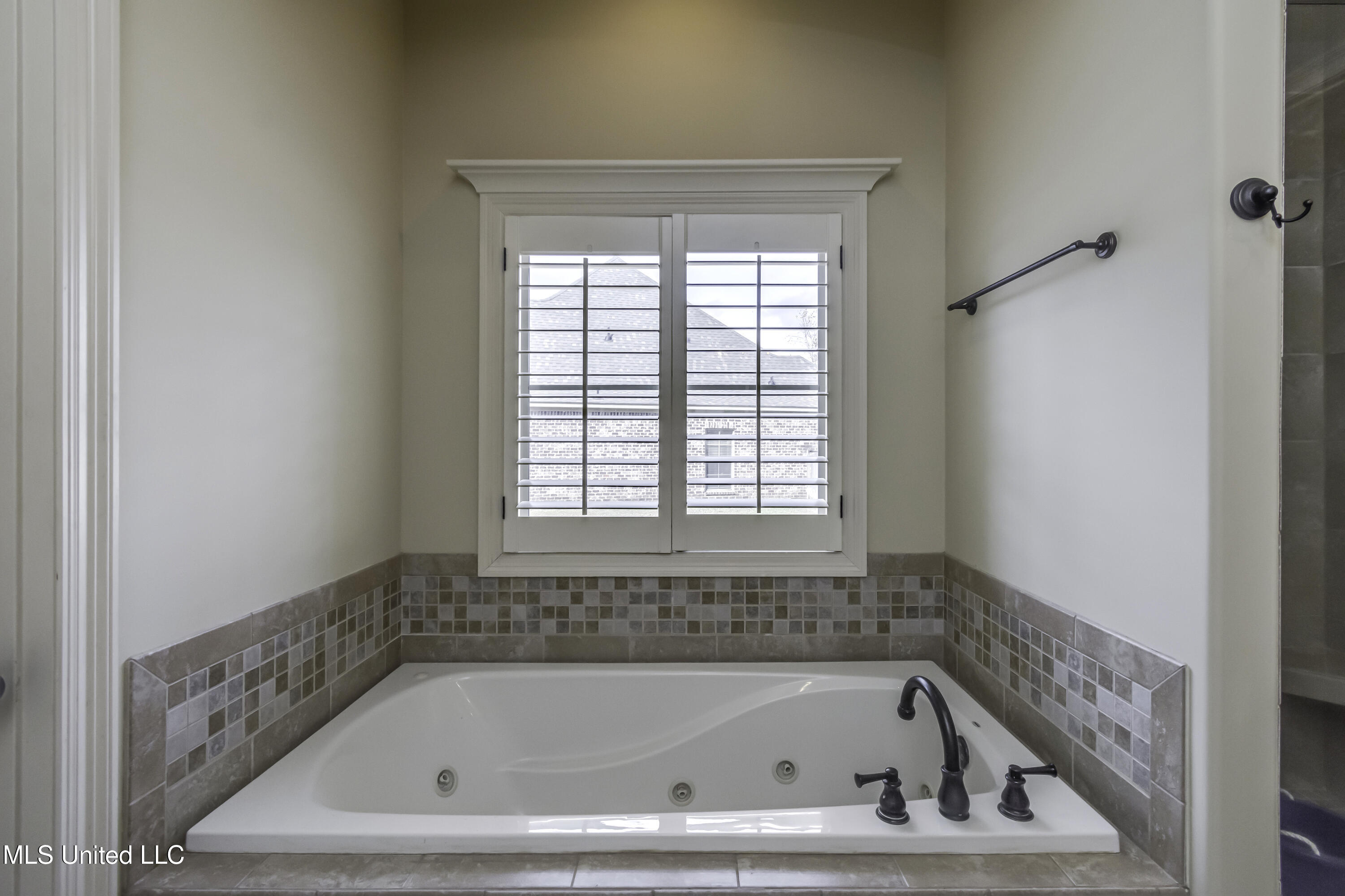 Madison, Mississippi 39110, United States, 4 Bedrooms Bedrooms, ,3 BathroomsBathrooms,Residential,Active,246074